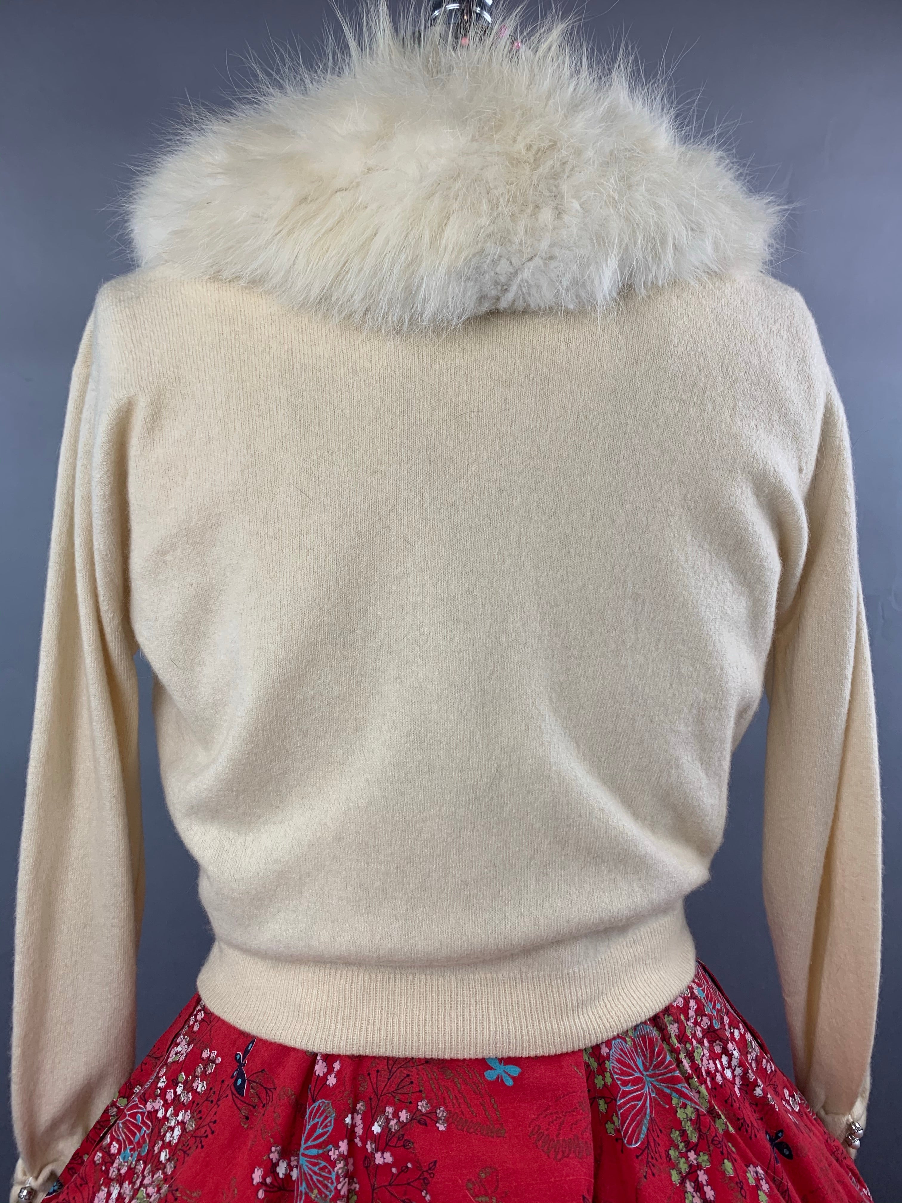 1950s Dalton Cream Cashmere Cardigan with Detachable Fox Collar Size M Size L