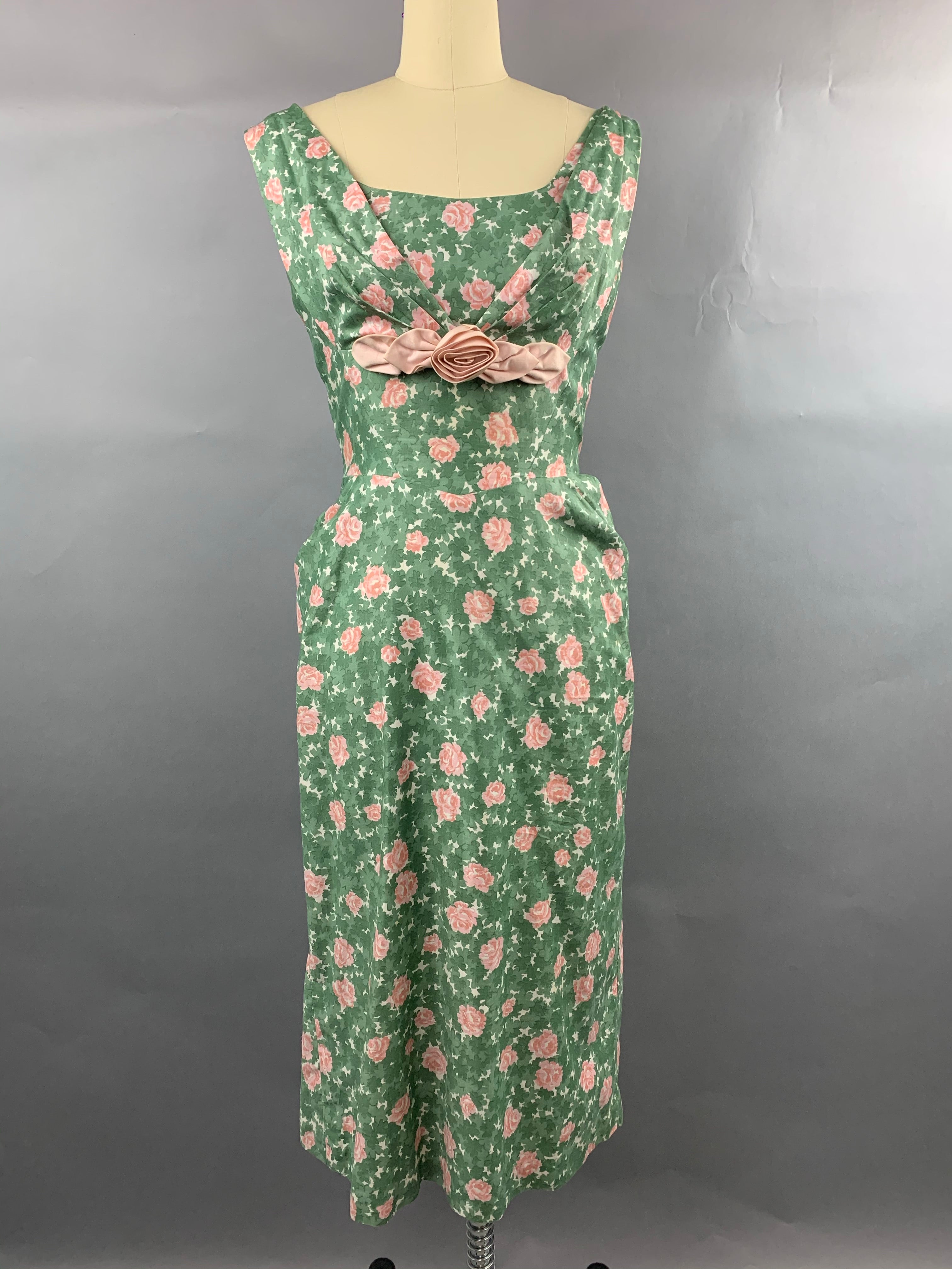 1950s Jeanette Alexander Green Cotton with Pink Roses Dress Size S