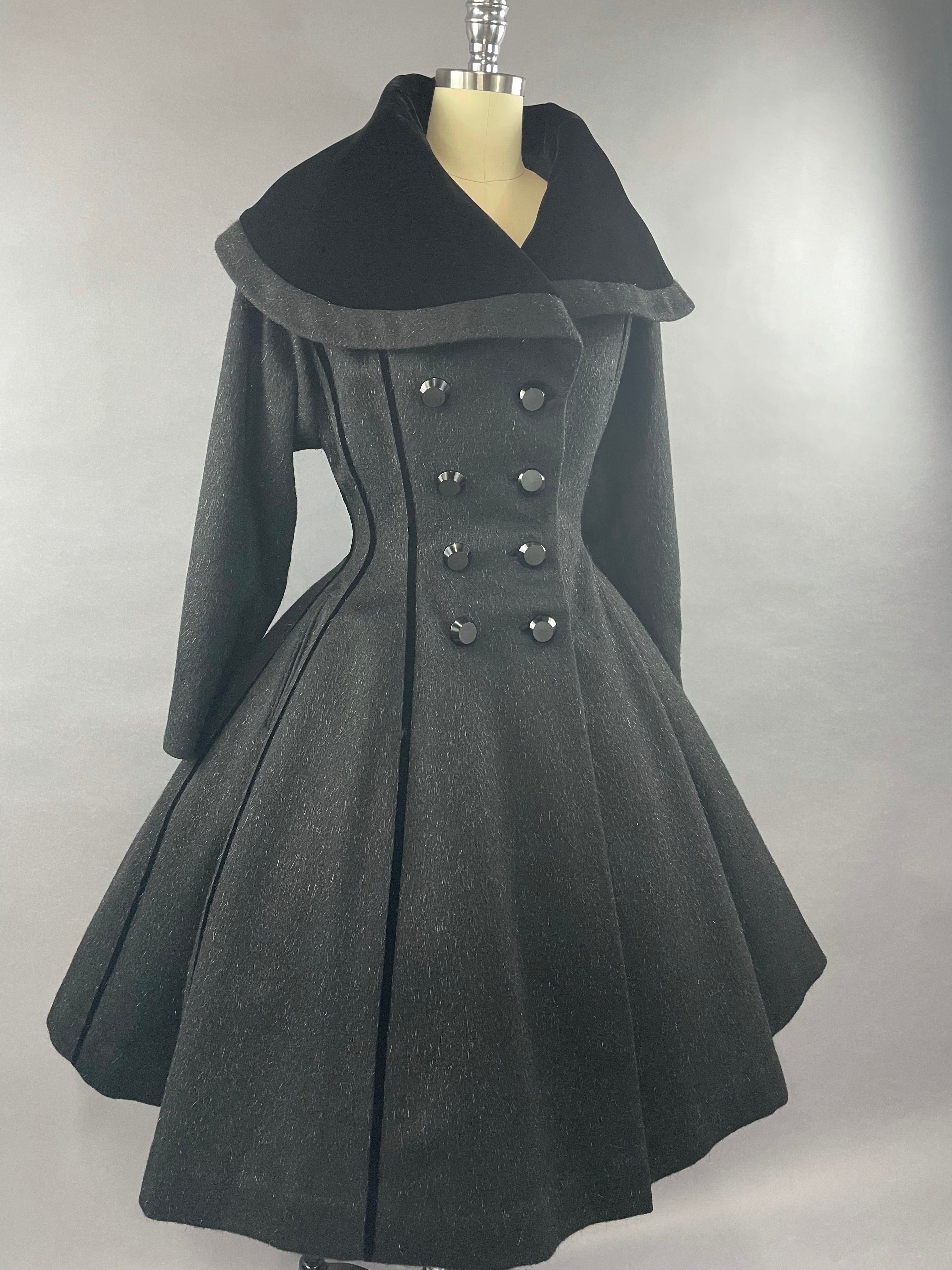 1950s Dark Grey Wool Mohair Blend & Velvet Lilli Ann Princess Coat Size M