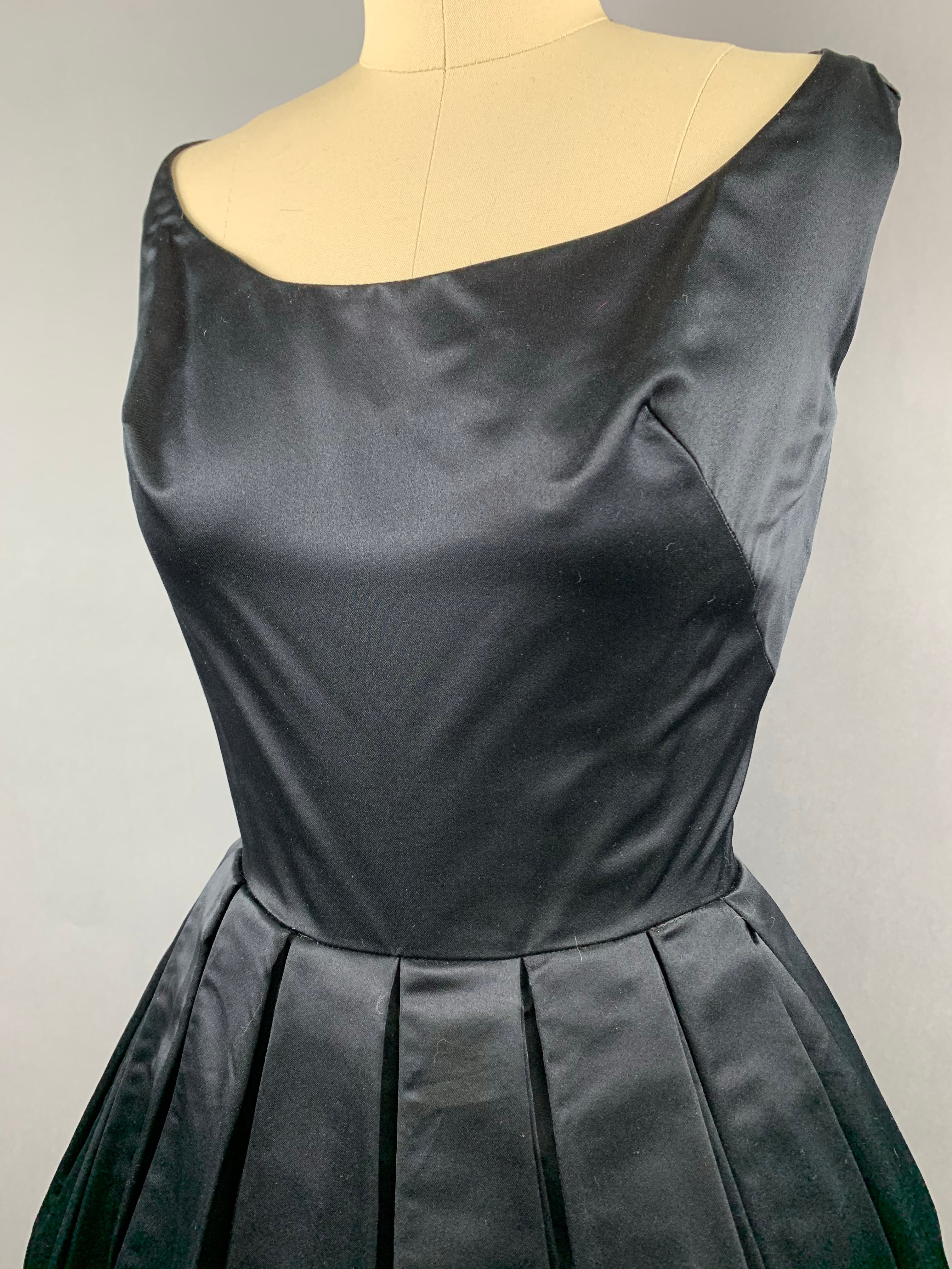 1950s 1960s Black Suzy Perette Party Dress Size S