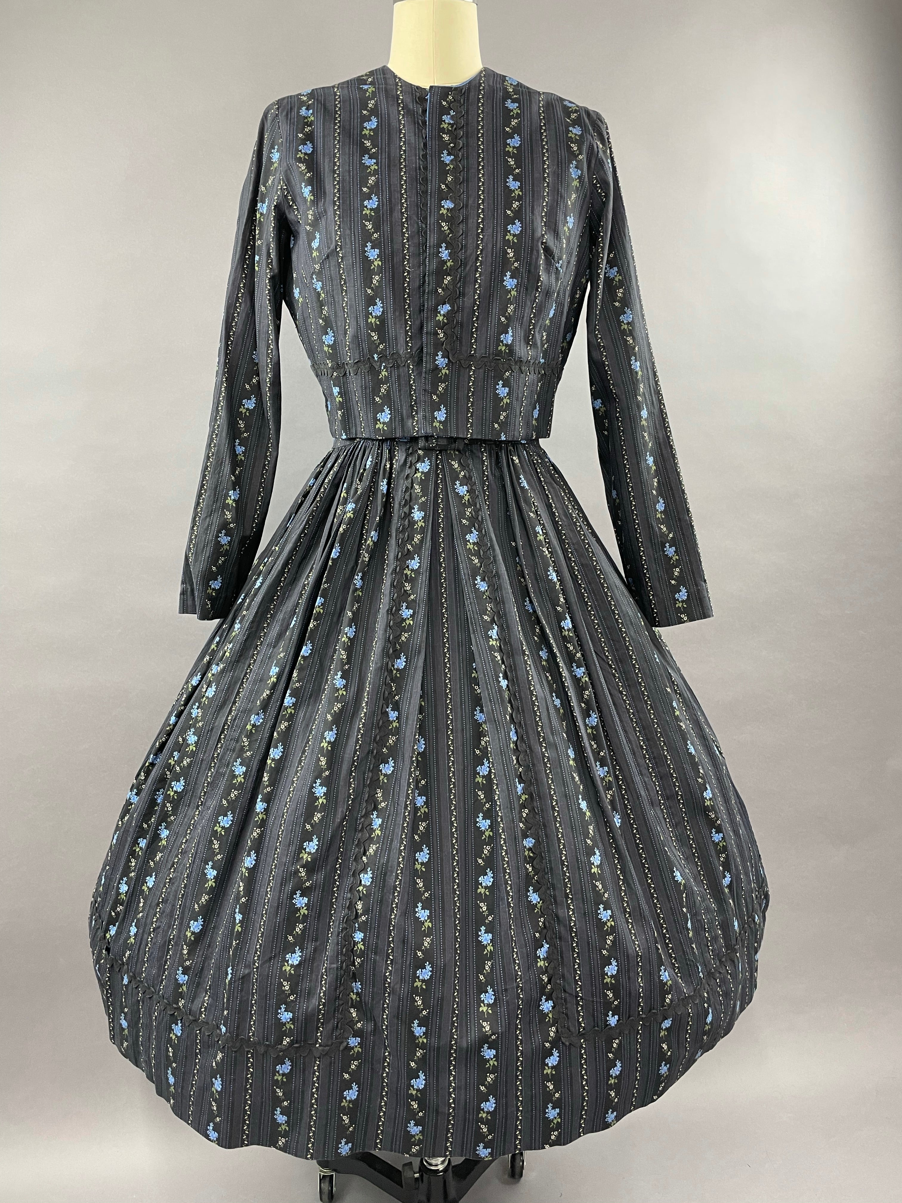 1950s 3 piece Jonathan Logan Cotton Dress. Jacket and Belt Set Size M