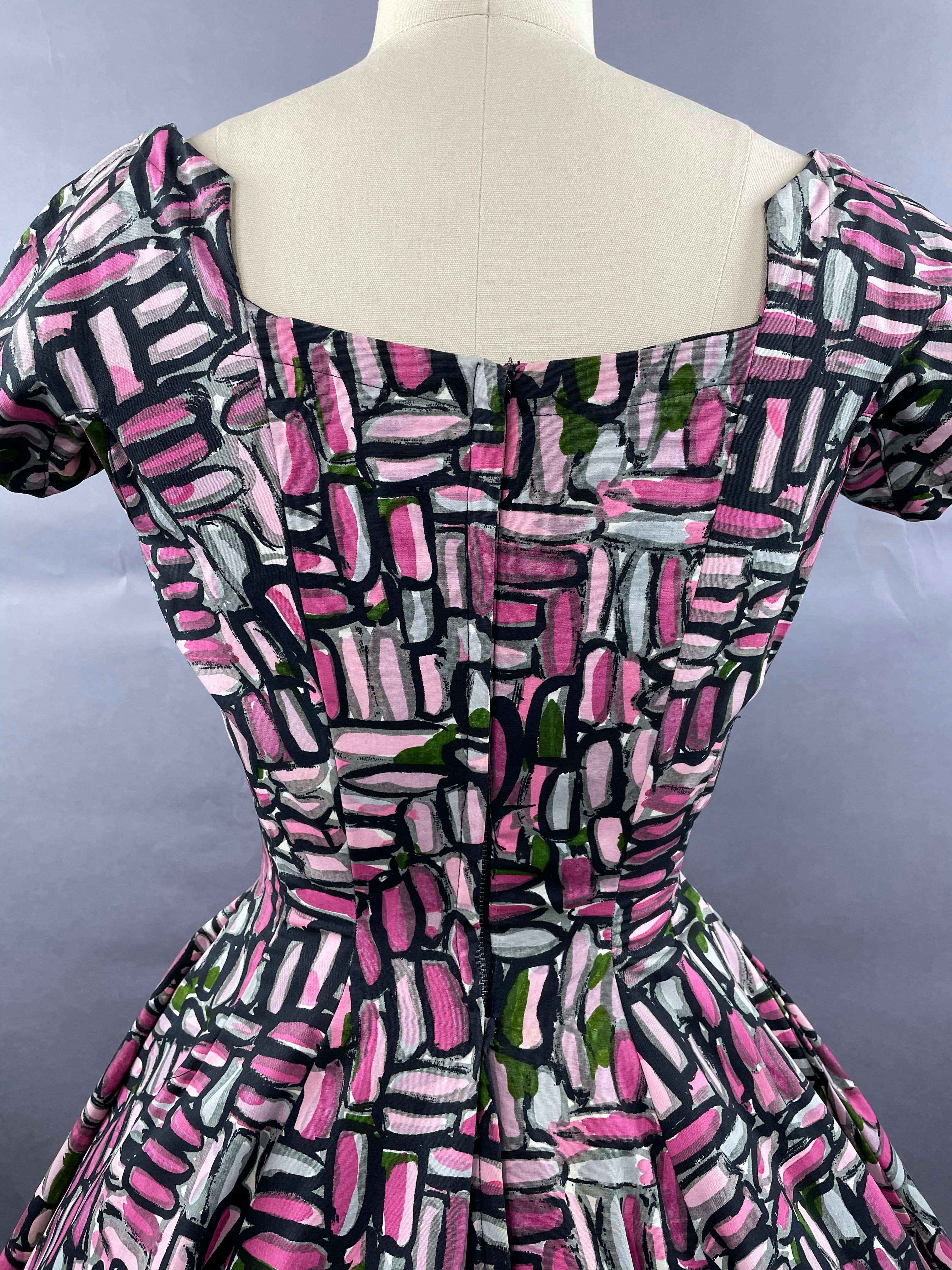 1950s Shades of Pink Suzy Perette brushstroke Cotton dress Size XS