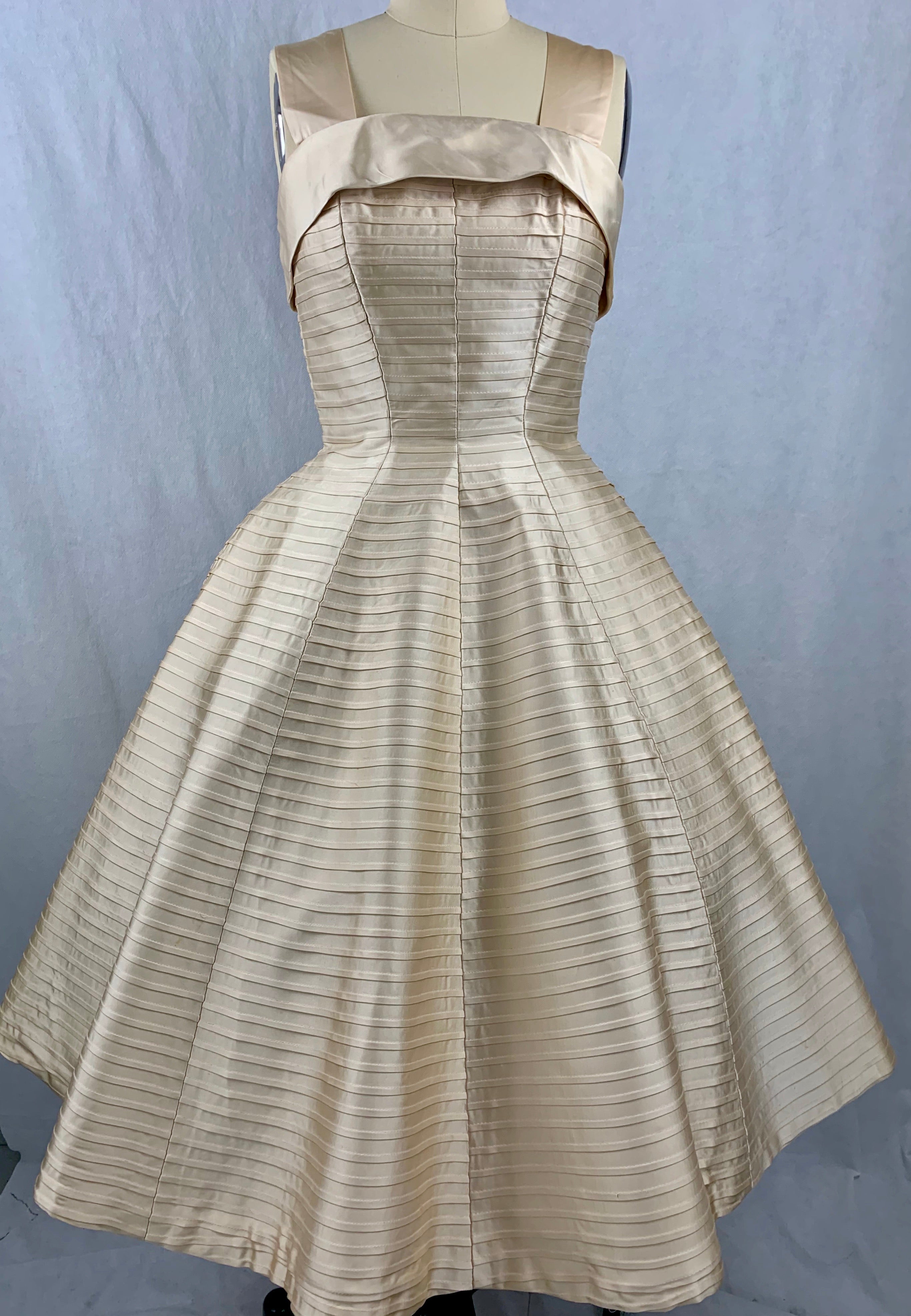 1950s Suzy Perette Pleated Party Dress Size XS