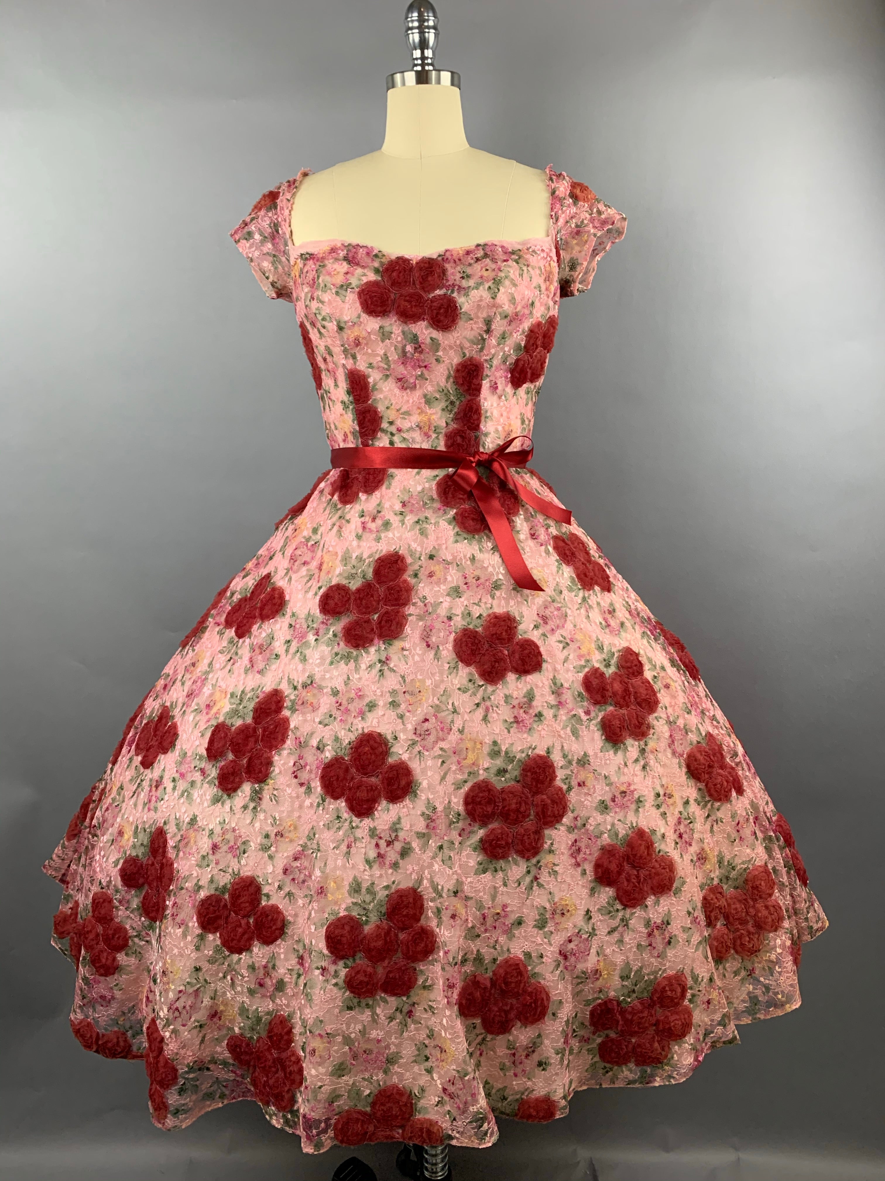 1950s Sylvia Rutkins 3D Red Roses Lace Party Dress Size S