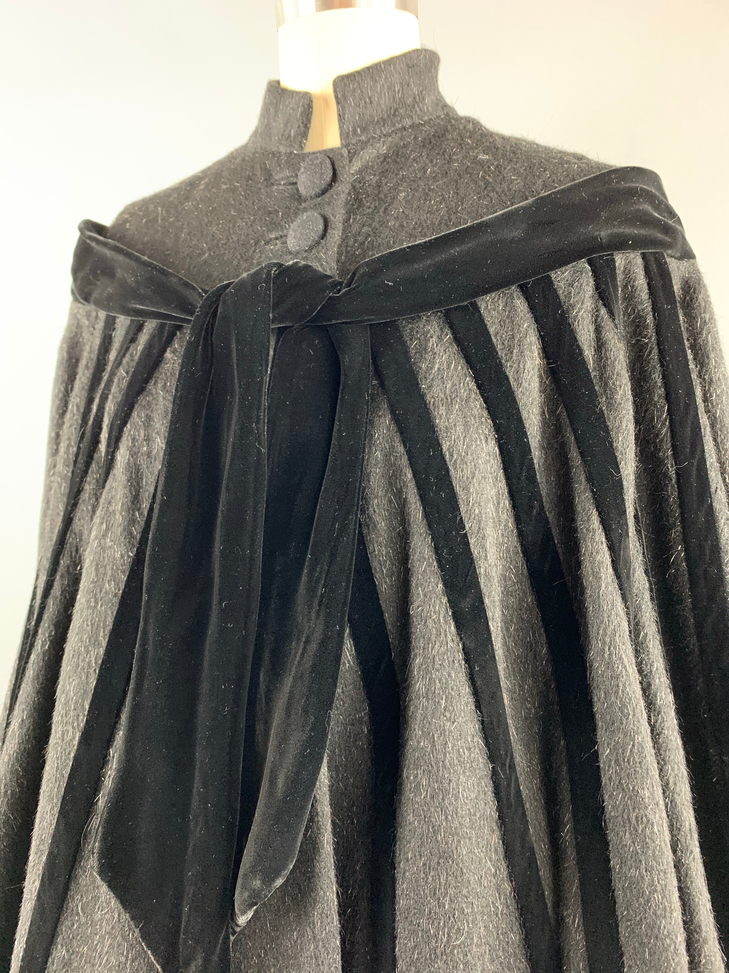 1950s Black Eyelash Wool and Velvet Lilli Ann Swing Coat Size M Size L Size XL