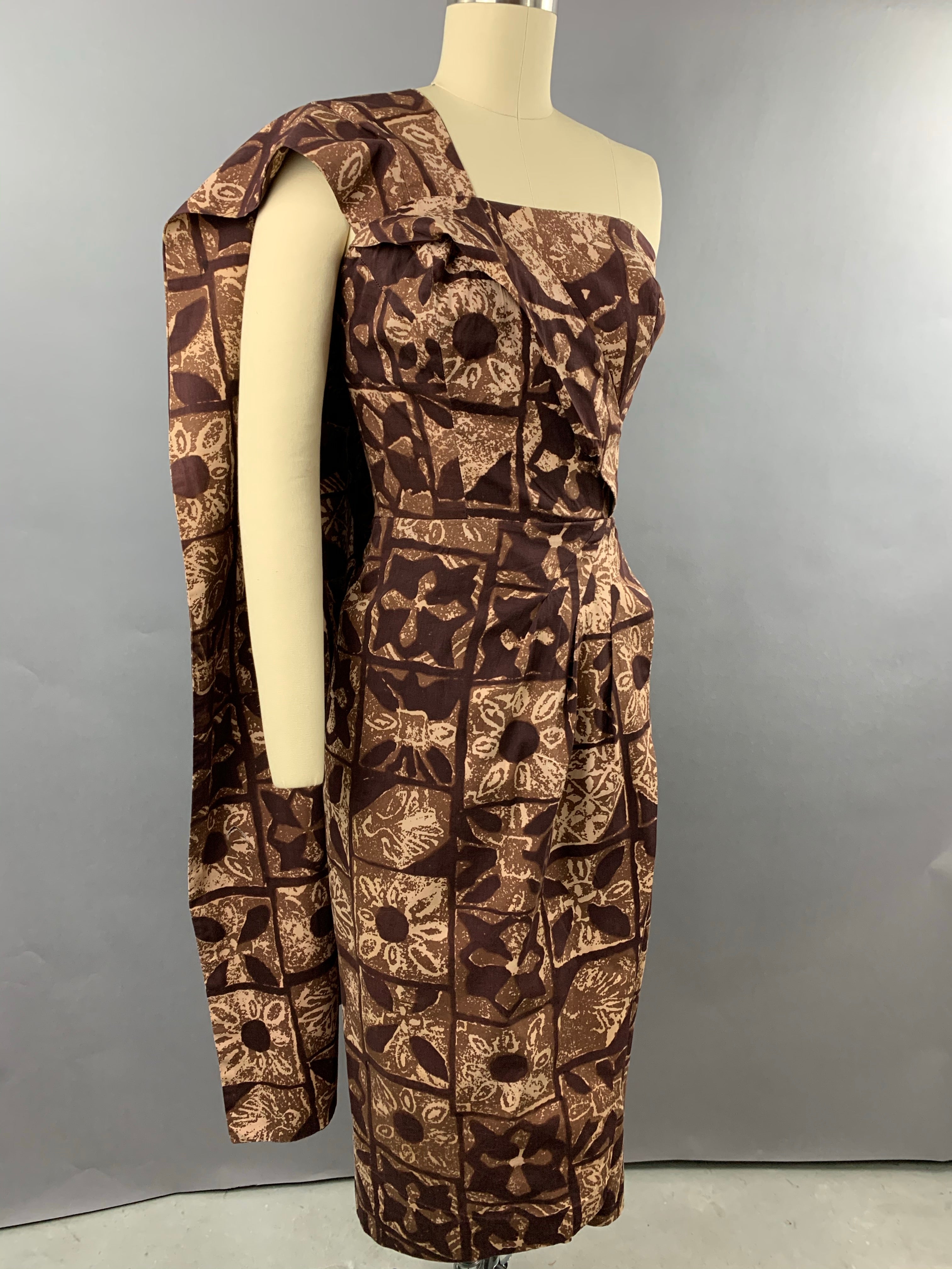 1950s Alfred Shaheen Cotton Tapa Dress and Waterfall Shawl Size XS