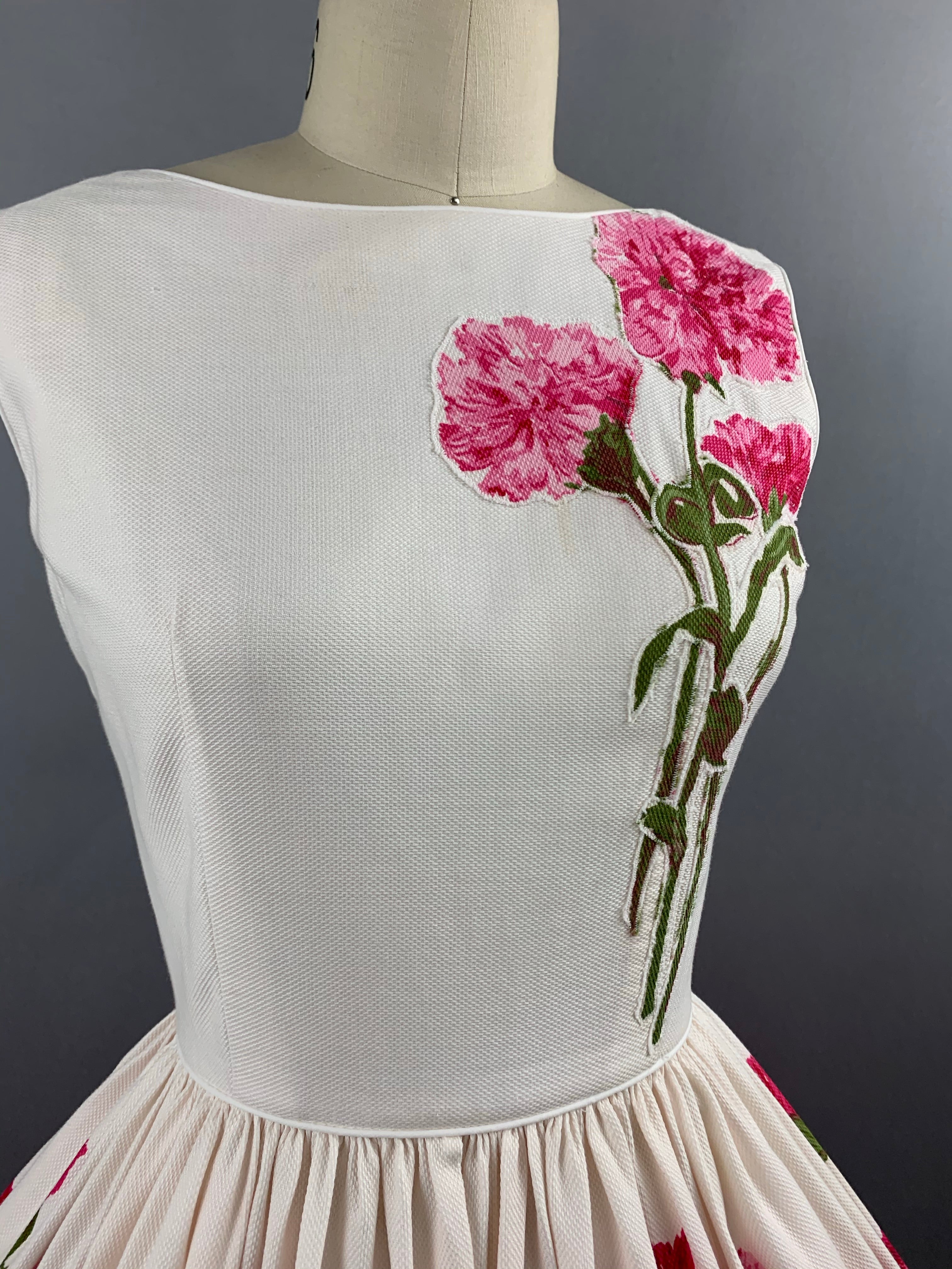 1950s Carnation Border Print Cotton Pique Dress Size S