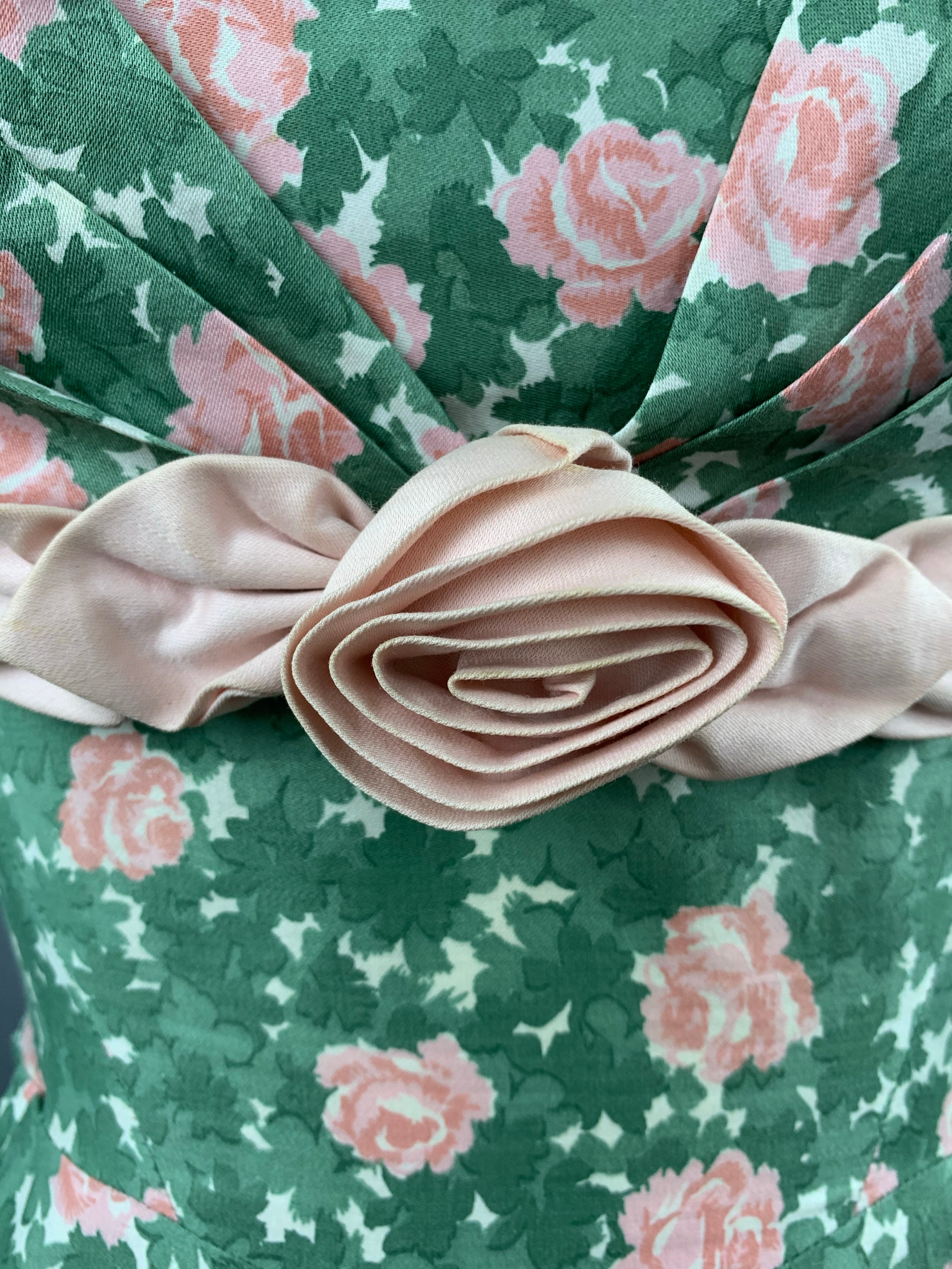 1950s Jeanette Alexander Green Cotton with Pink Roses Dress Size S