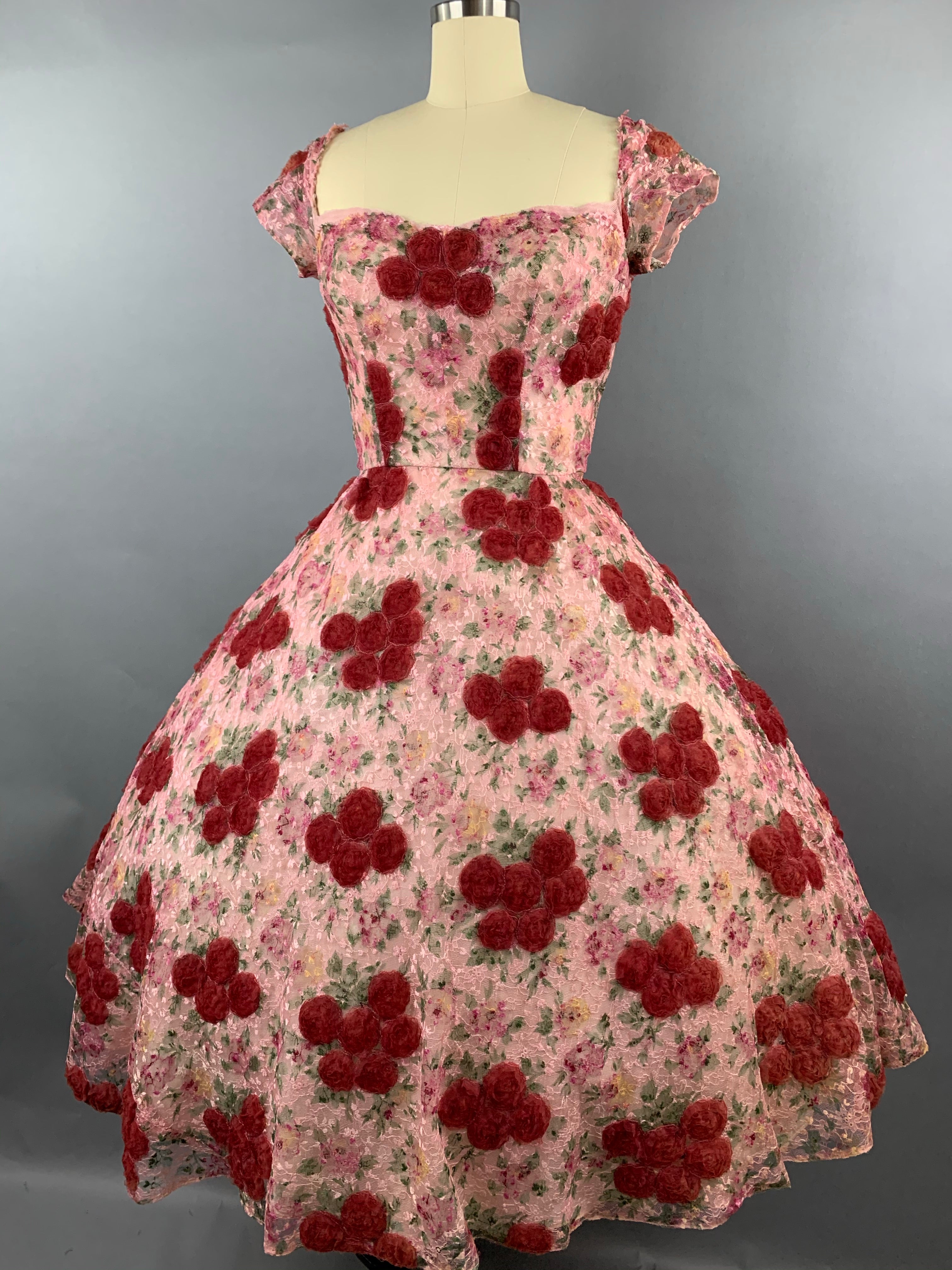 1950s Sylvia Rutkins 3D Red Roses Lace Party Dress Size S