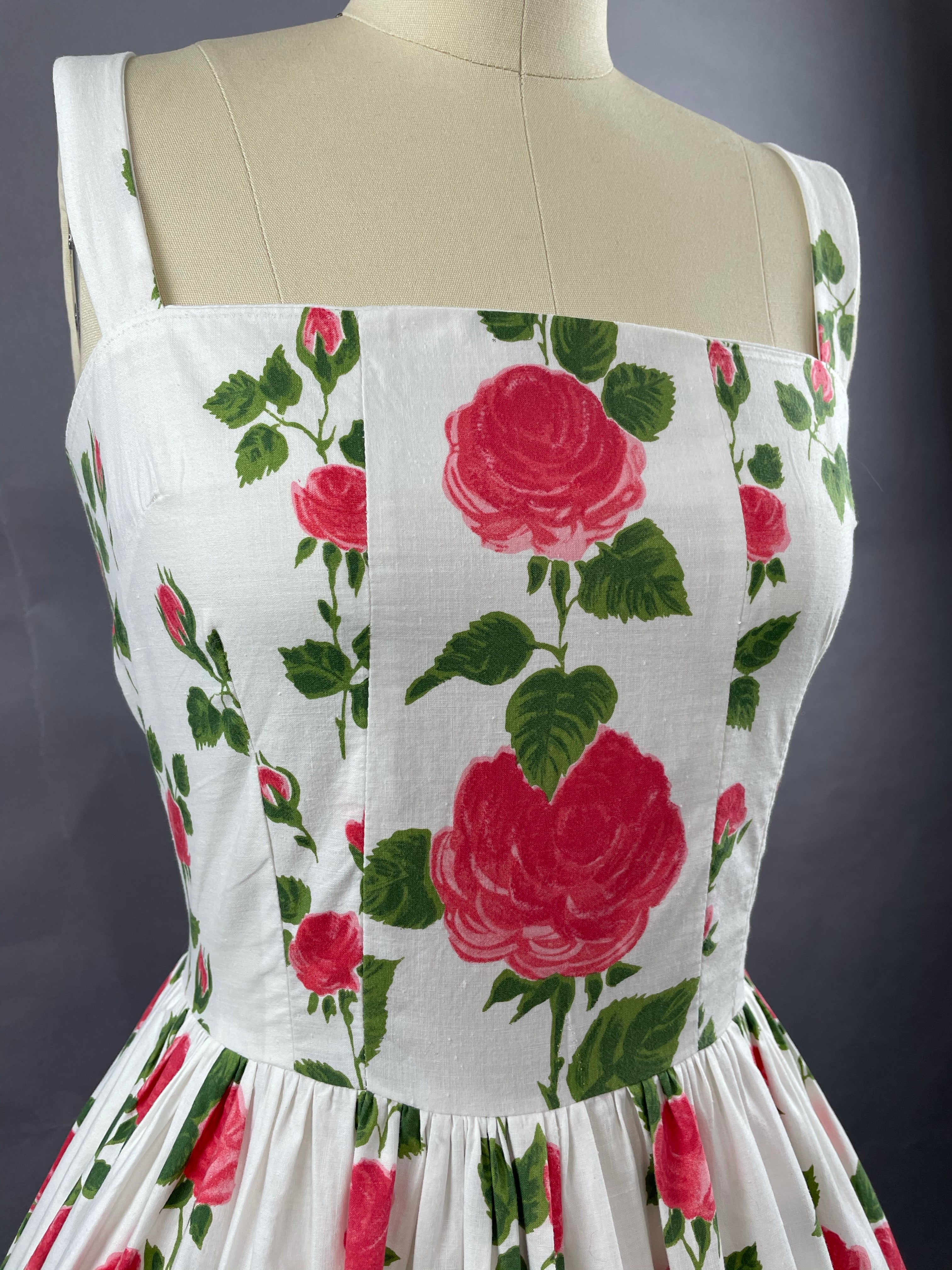 1950s Long Stemmed Rose Print Cotton Sundress Size S