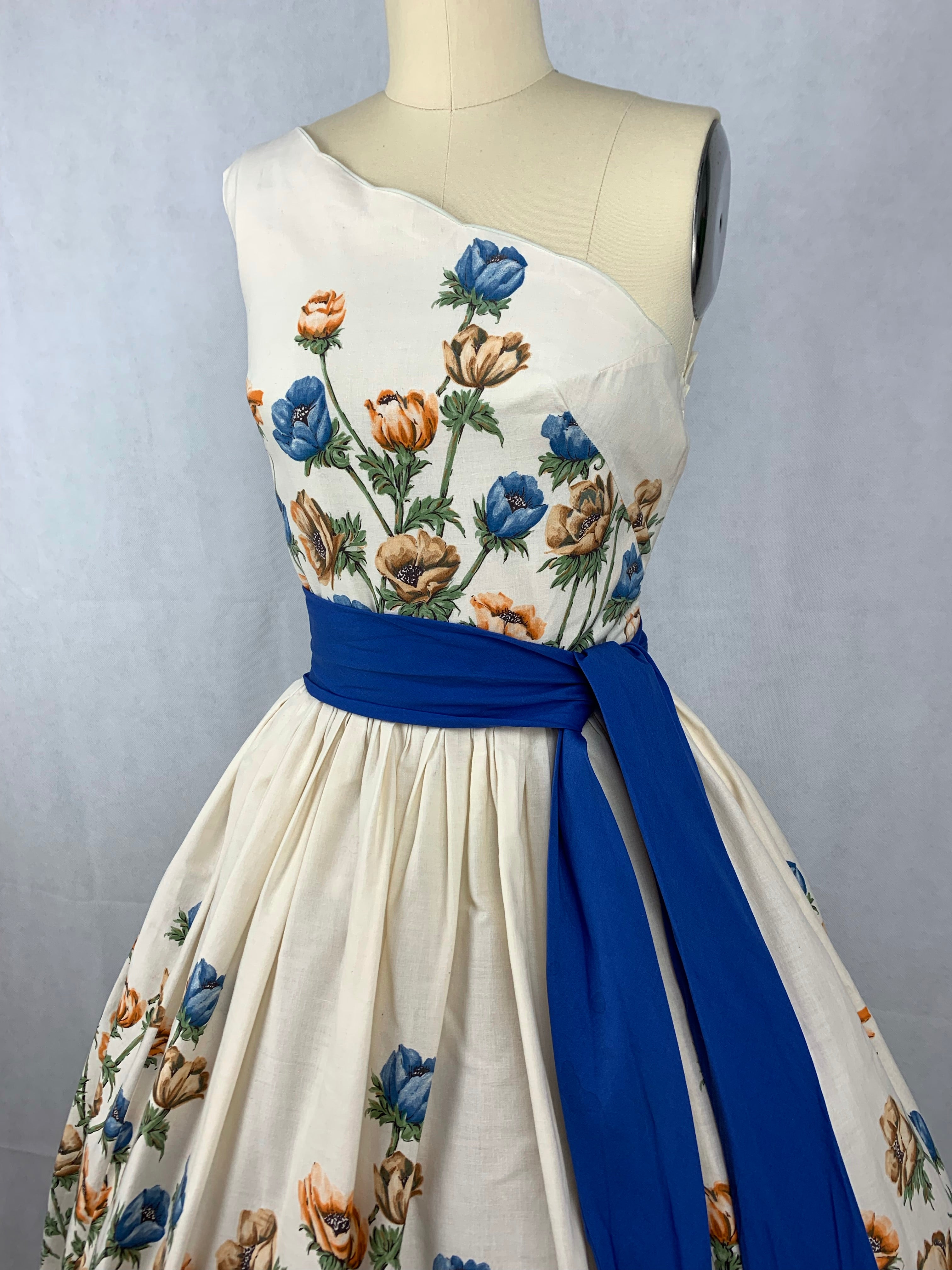 1950s John Wolf Anemones off the shoulder Dress Size S