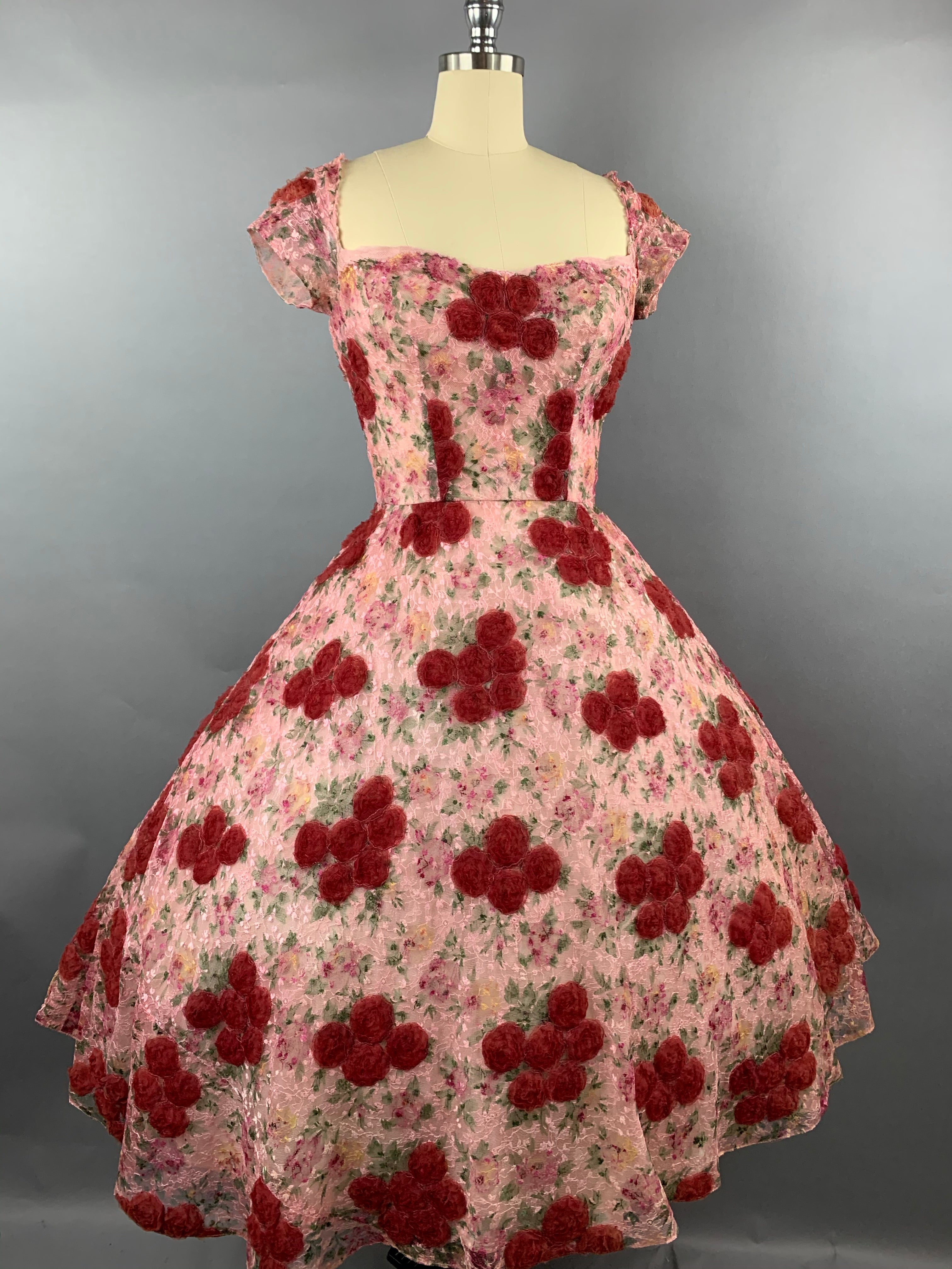 1950s Sylvia Rutkins 3D Red Roses Lace Party Dress Size S