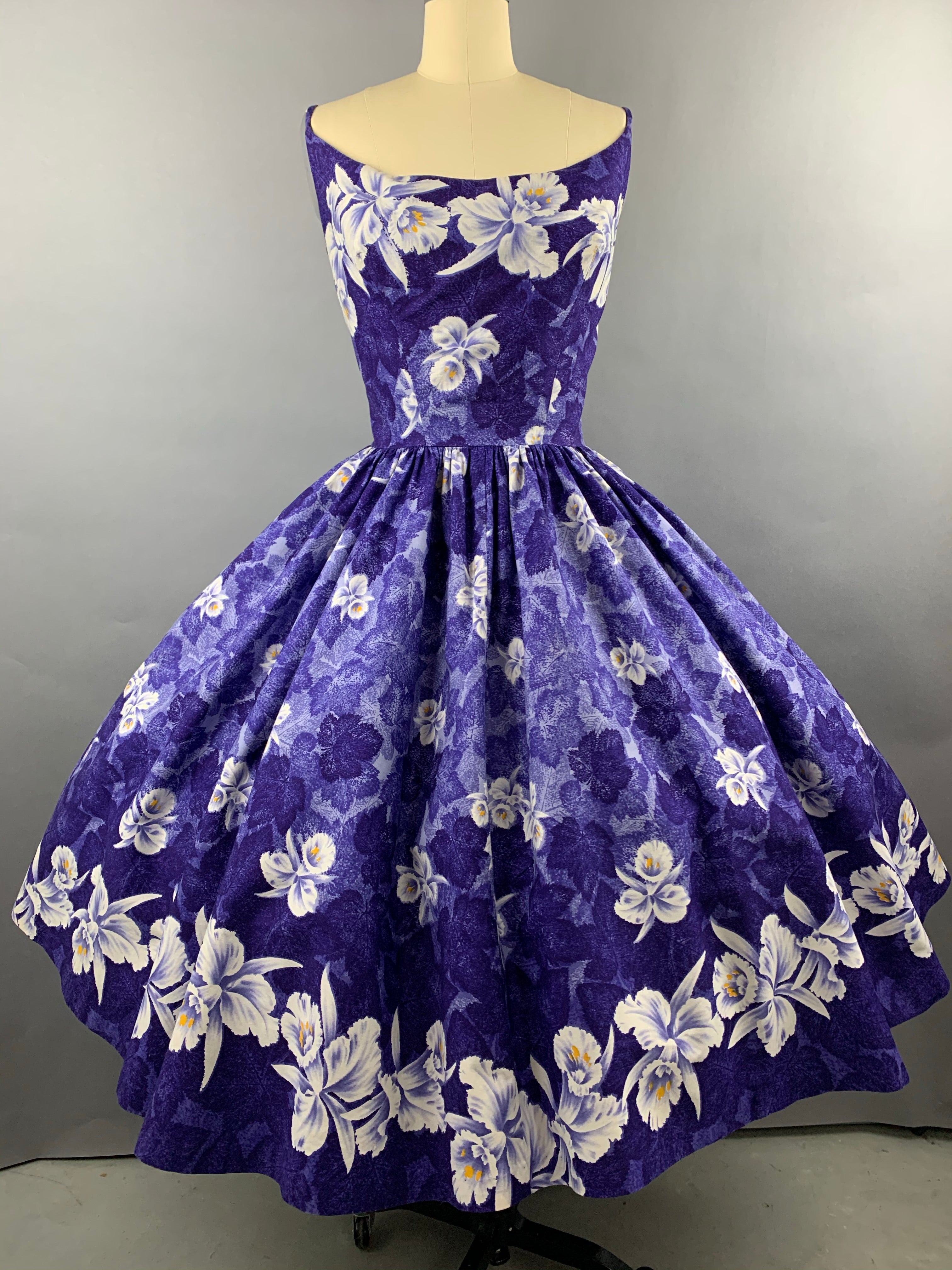 1950s Kamehameha Blue-Purple Orchid Cotton Hawaiian Dress Size M