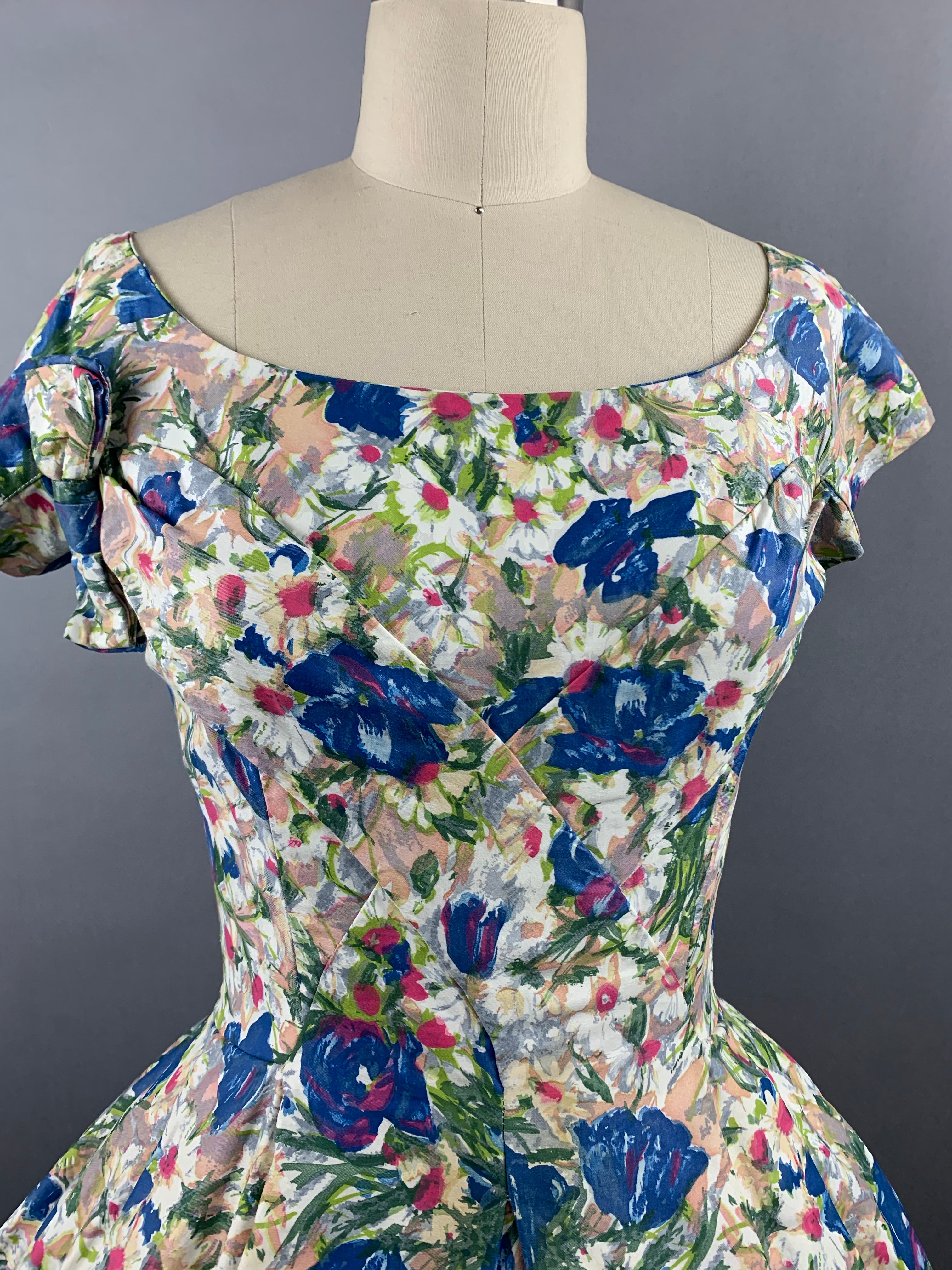 1950s Suzy Perette Blue Floral Polished Cotton Dress Size M