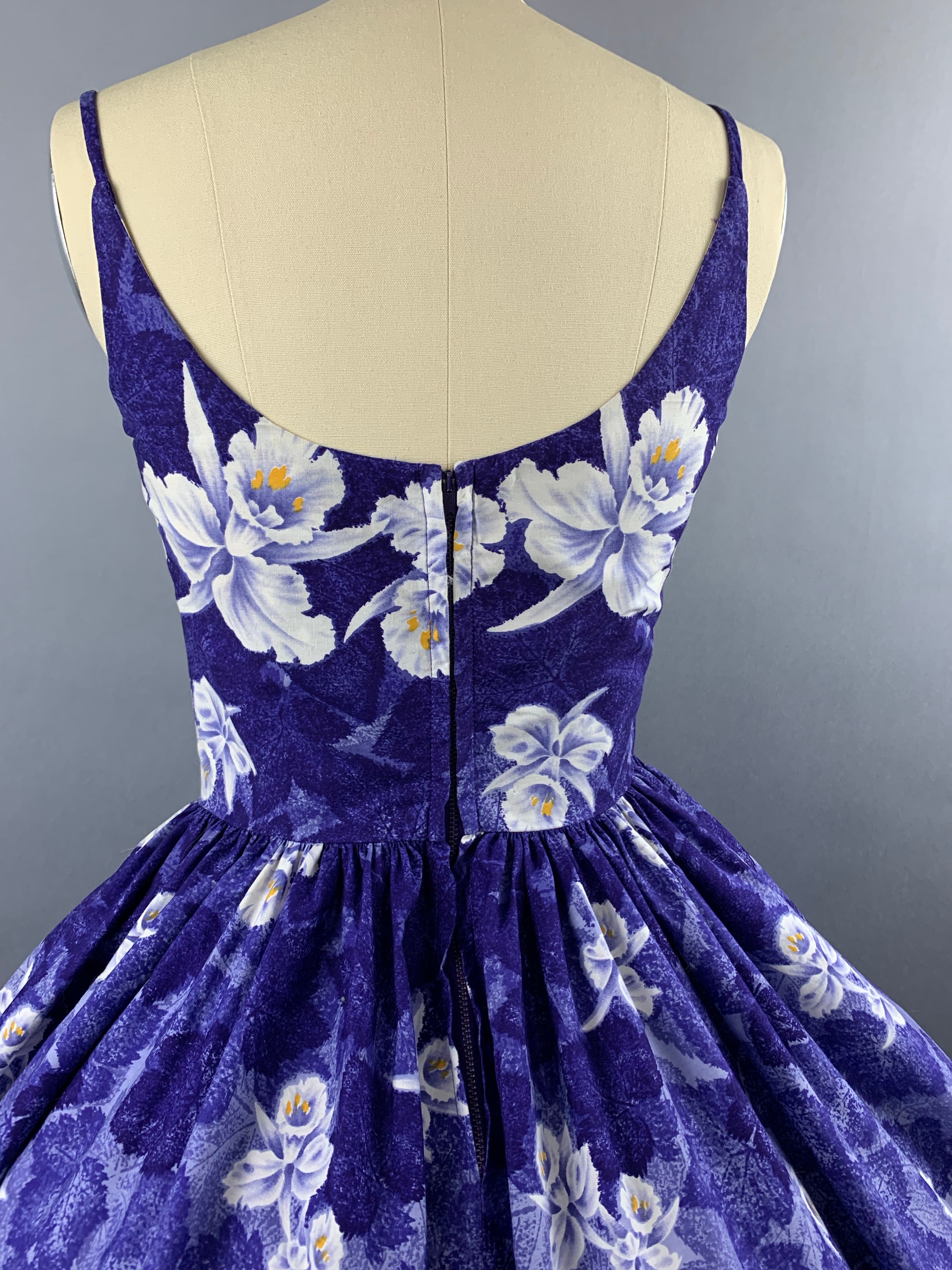 1950s Kamehameha Blue-Purple Orchid Cotton Hawaiian Dress Size M