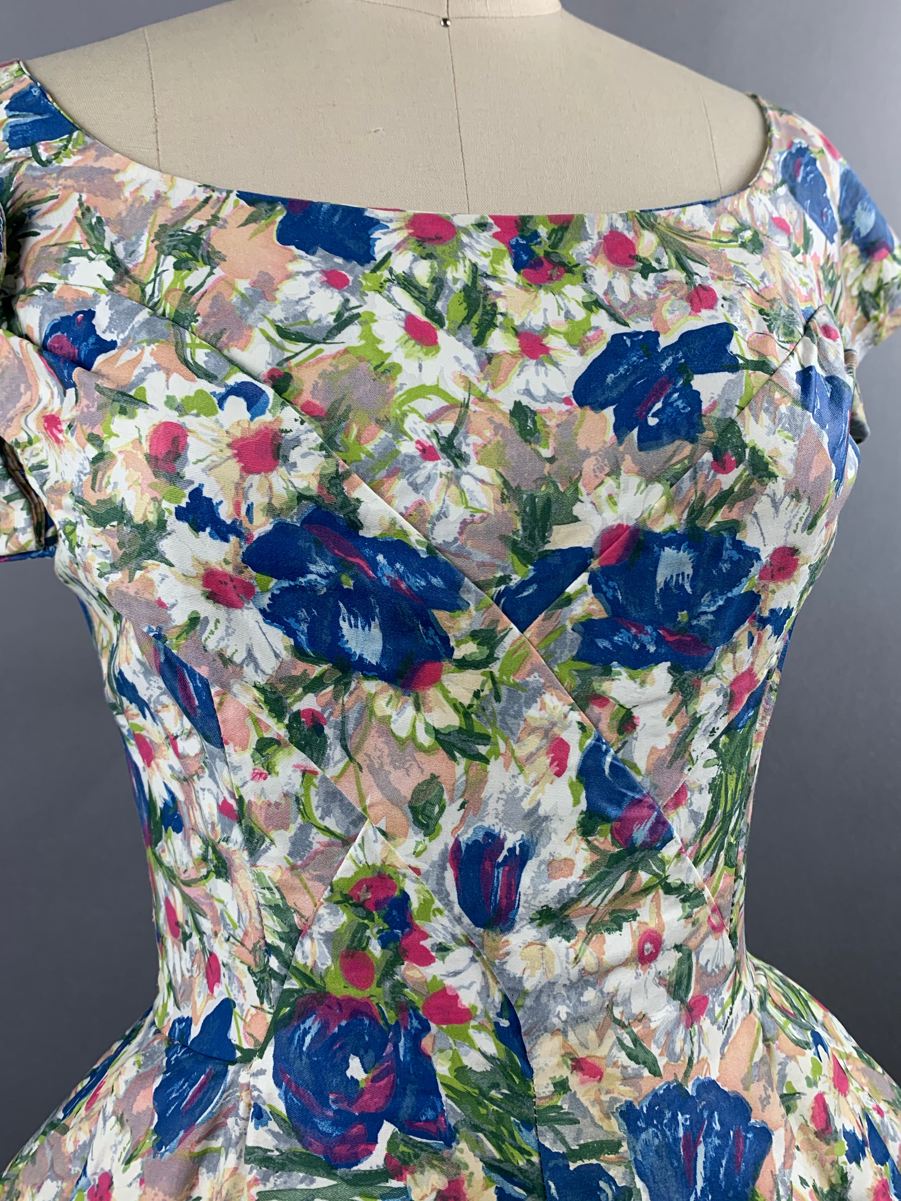 1950s Suzy Perette Blue Floral Polished Cotton Dress Size M