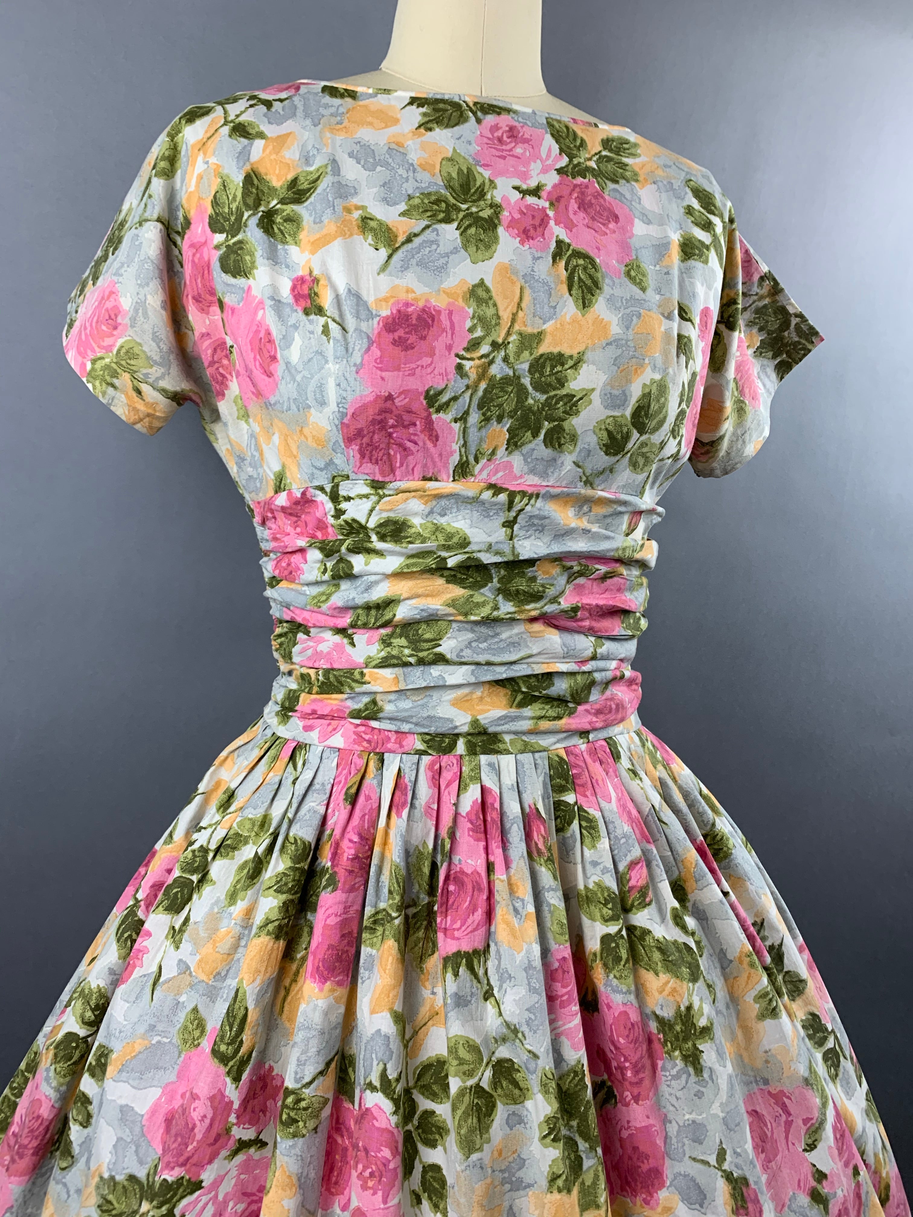 1950s Pink Roses Cotton Floral Dress Size M