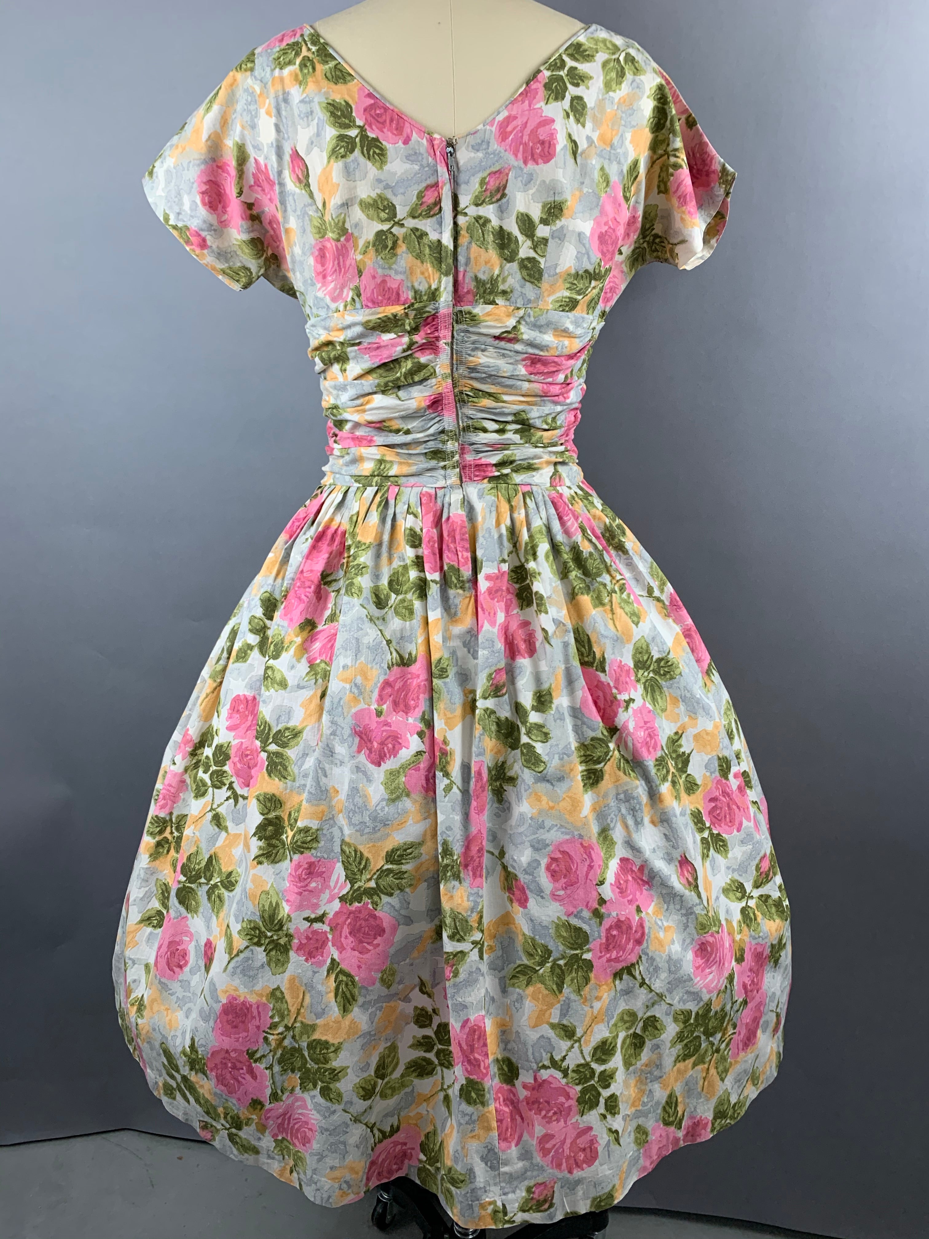 1950s Pink Roses Cotton Floral Dress Size M