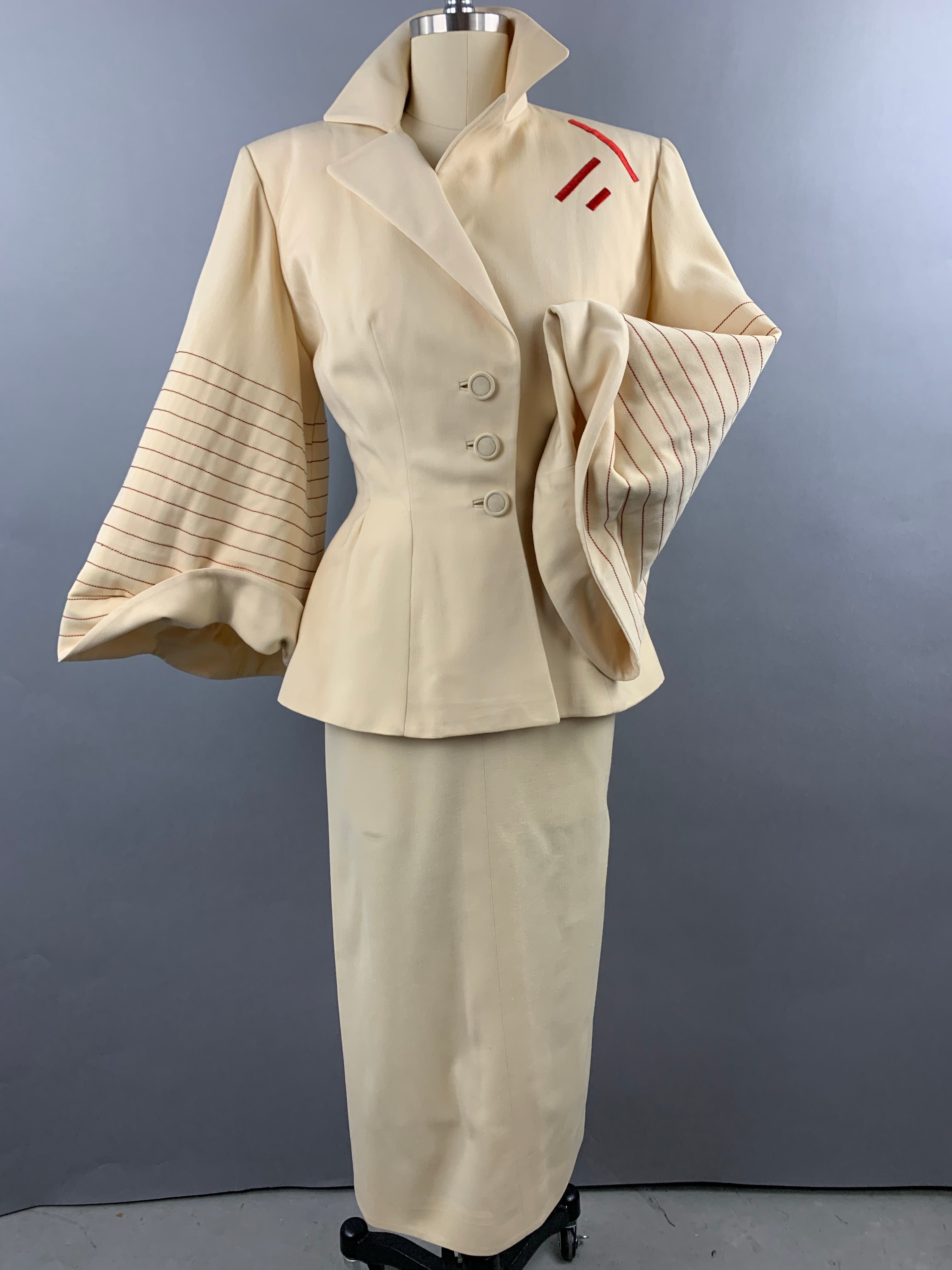 1950s Lilli Ann Cream Skirt Suit Size XS