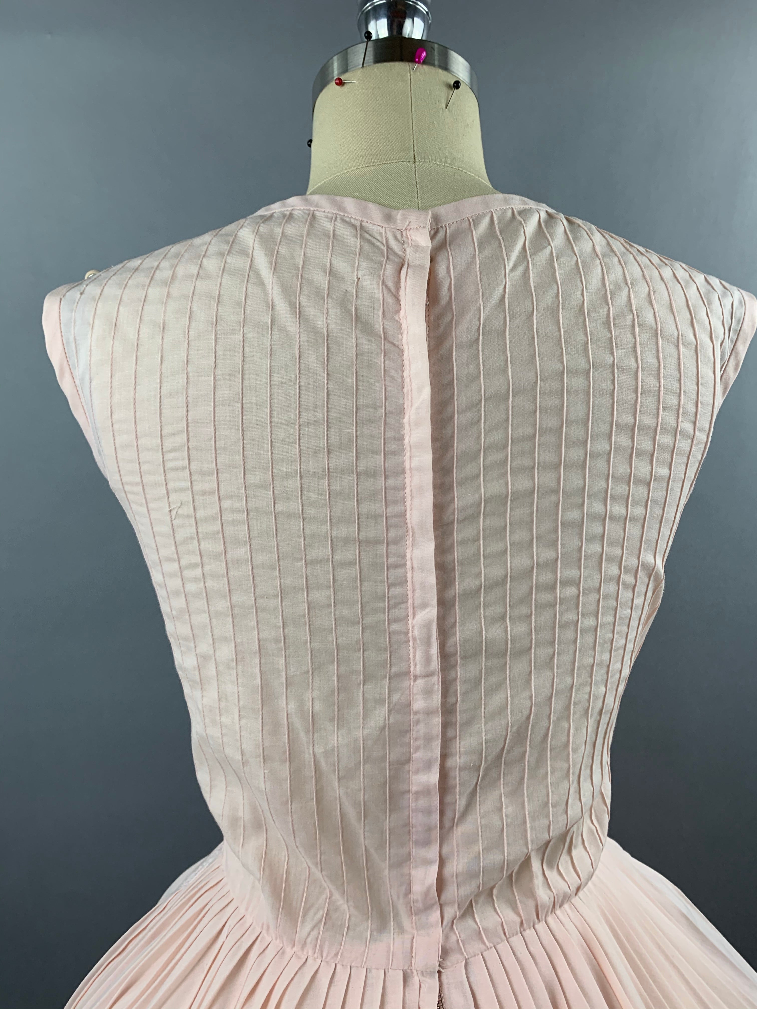 1950s Pink Pintucked Cotton Dress Size M