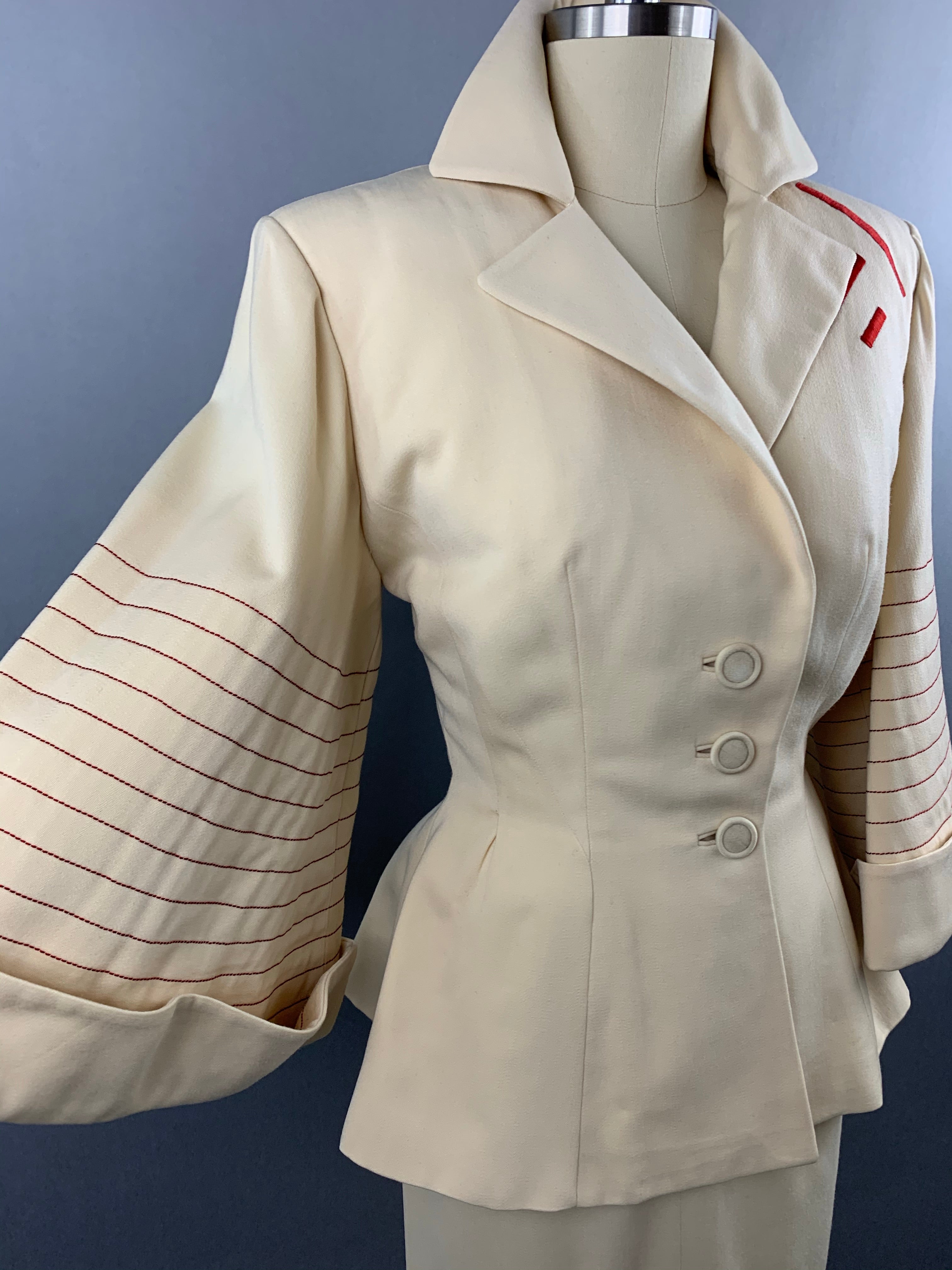 1950s Lilli Ann Cream Skirt Suit Size XS