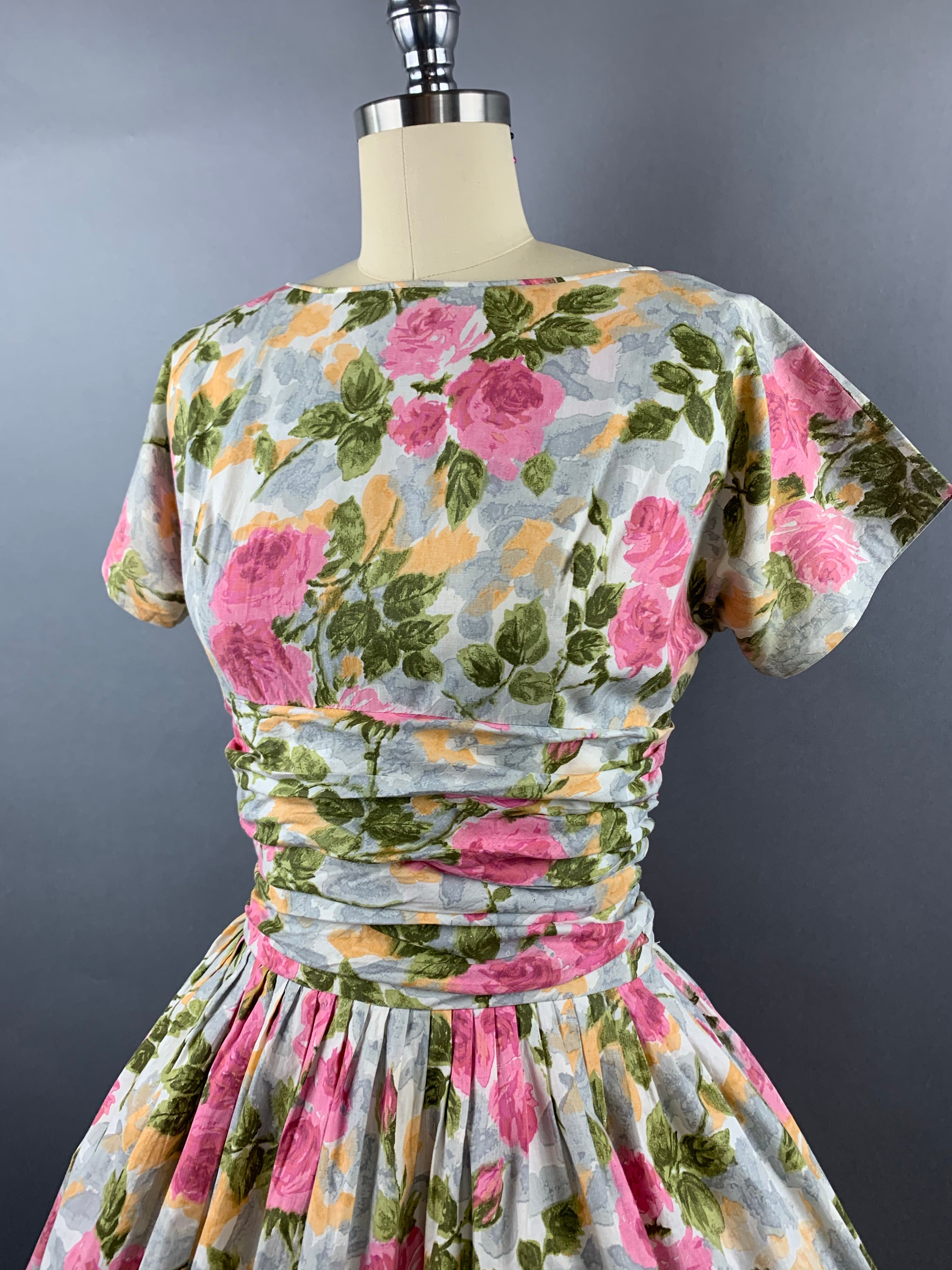 1950s Pink Roses Cotton Floral Dress Size M