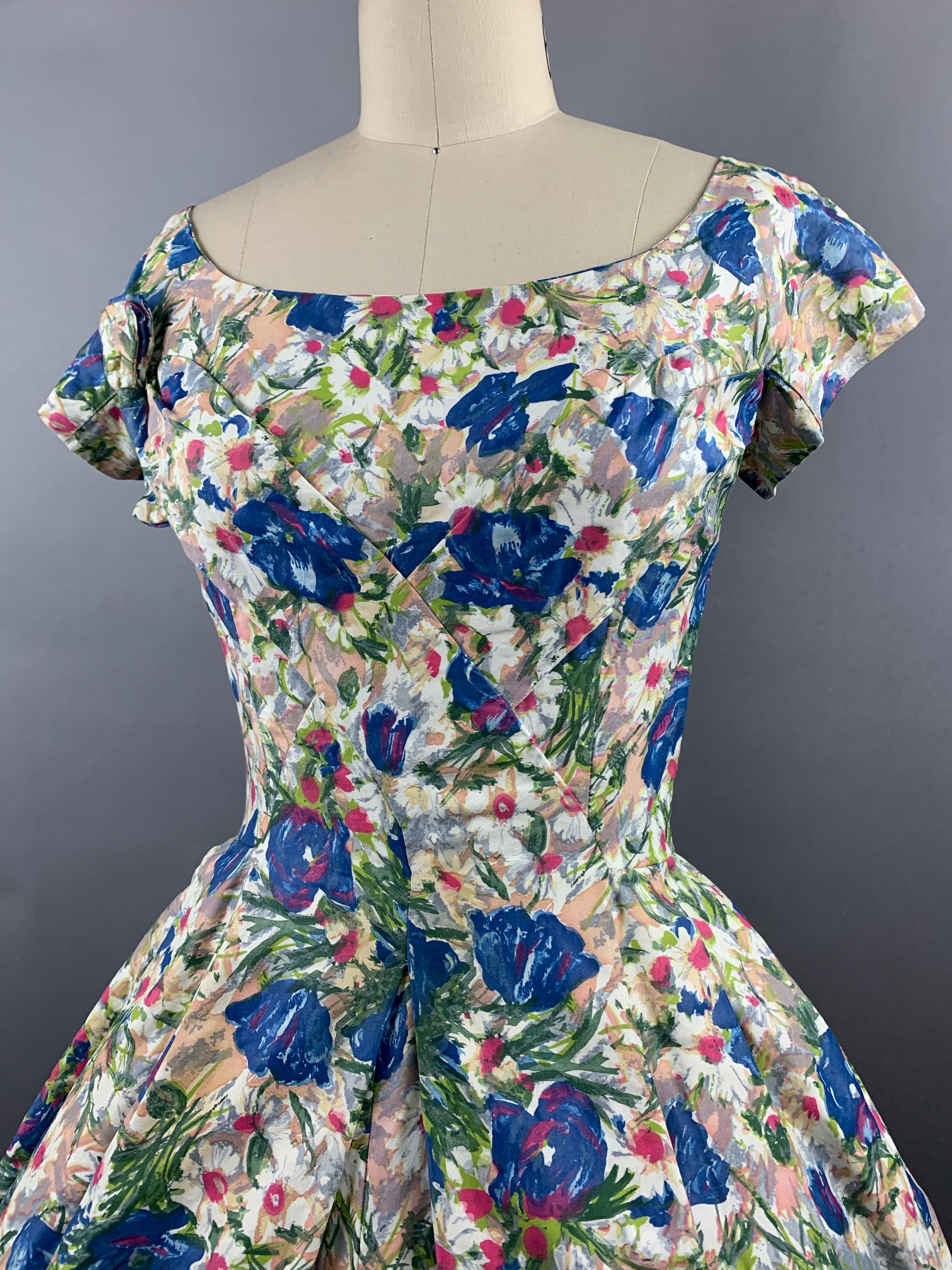 1950s Suzy Perette Blue Floral Polished Cotton Dress Size M