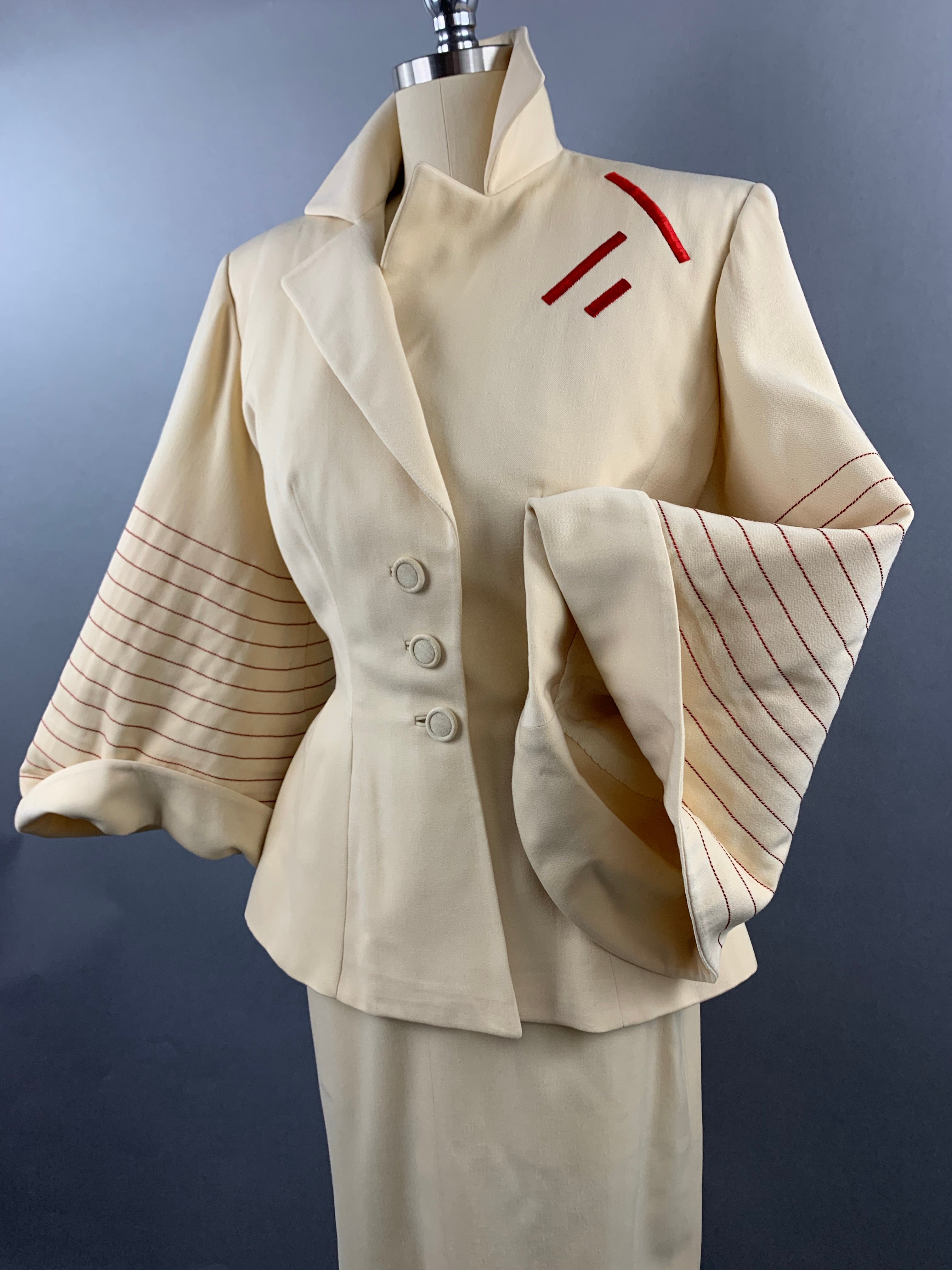 1950s Lilli Ann Cream Skirt Suit Size XS