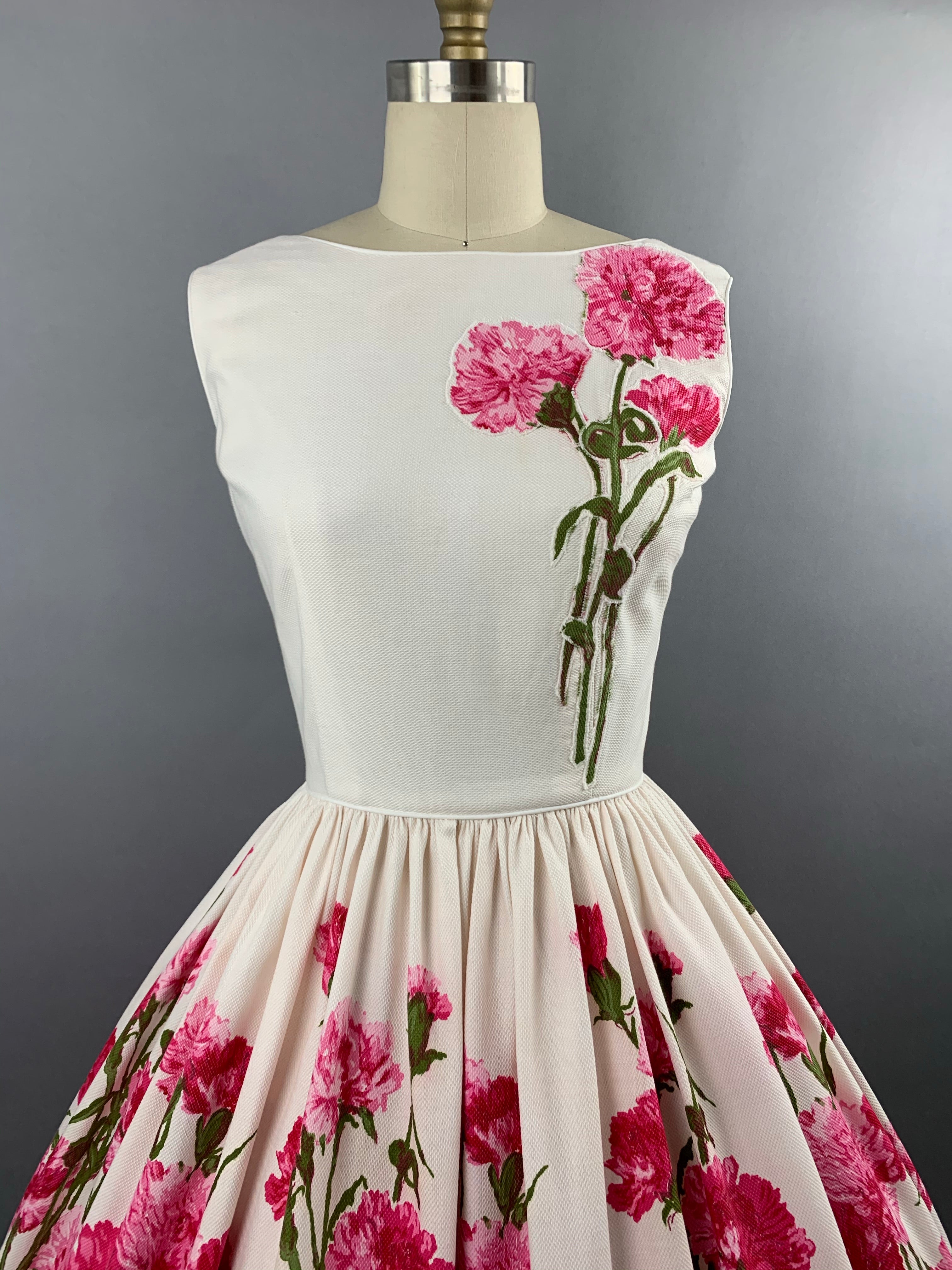 1950s Carnation Border Print Cotton Pique Dress Size S