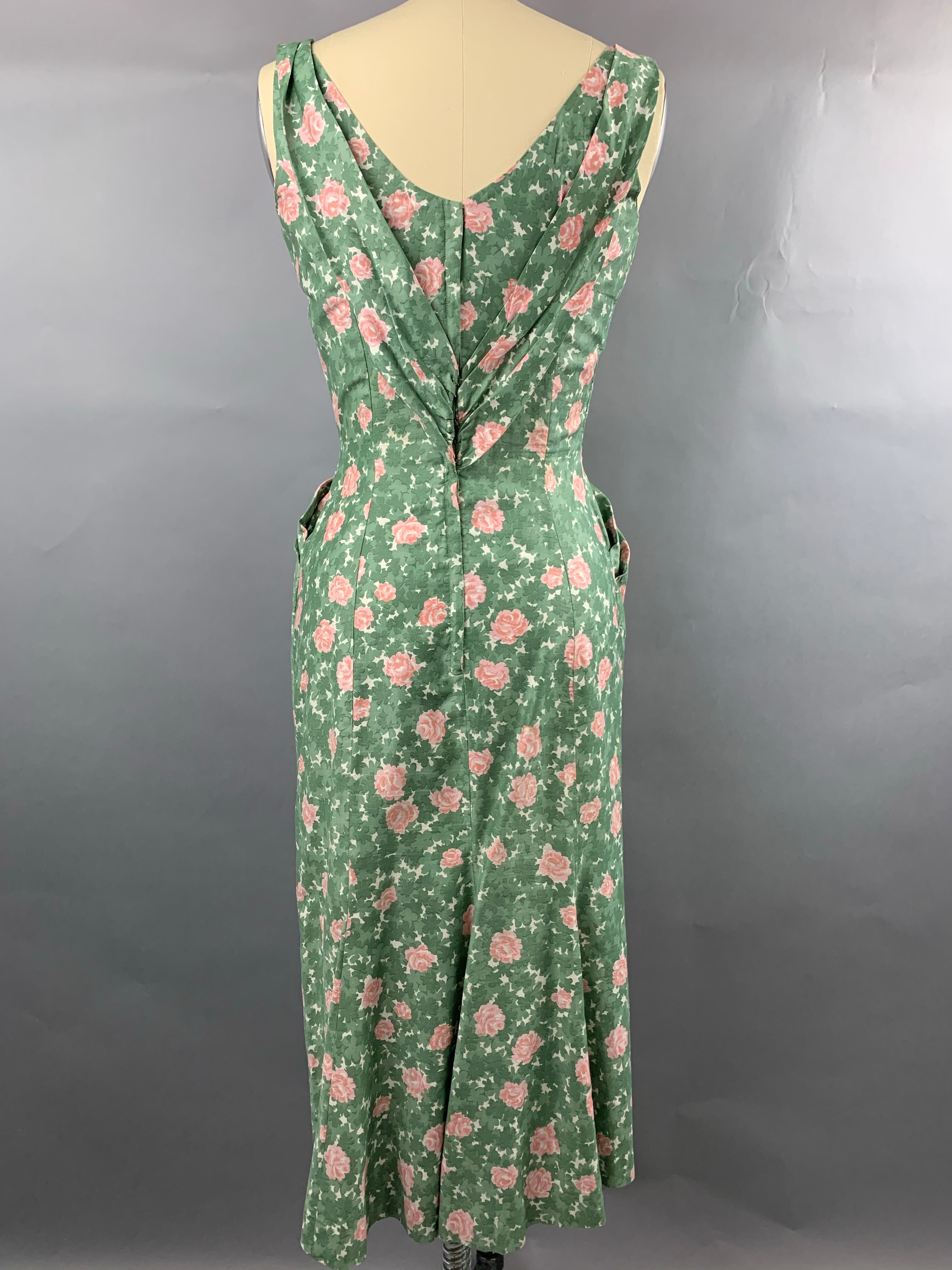 1950s Jeanette Alexander Green Cotton with Pink Roses Dress Size S