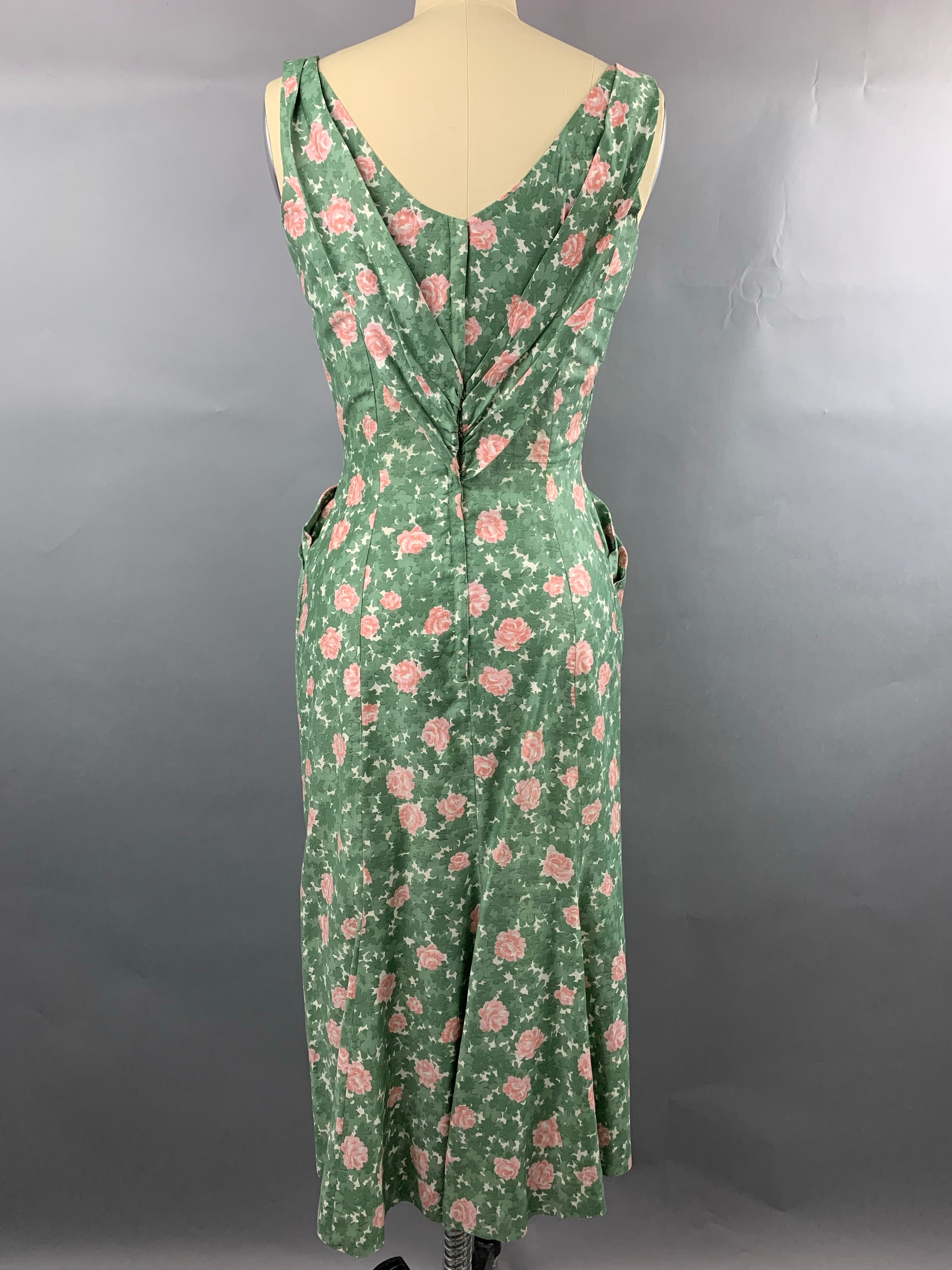 1950s Jeanette Alexander Green Cotton with Pink Roses Dress Size S