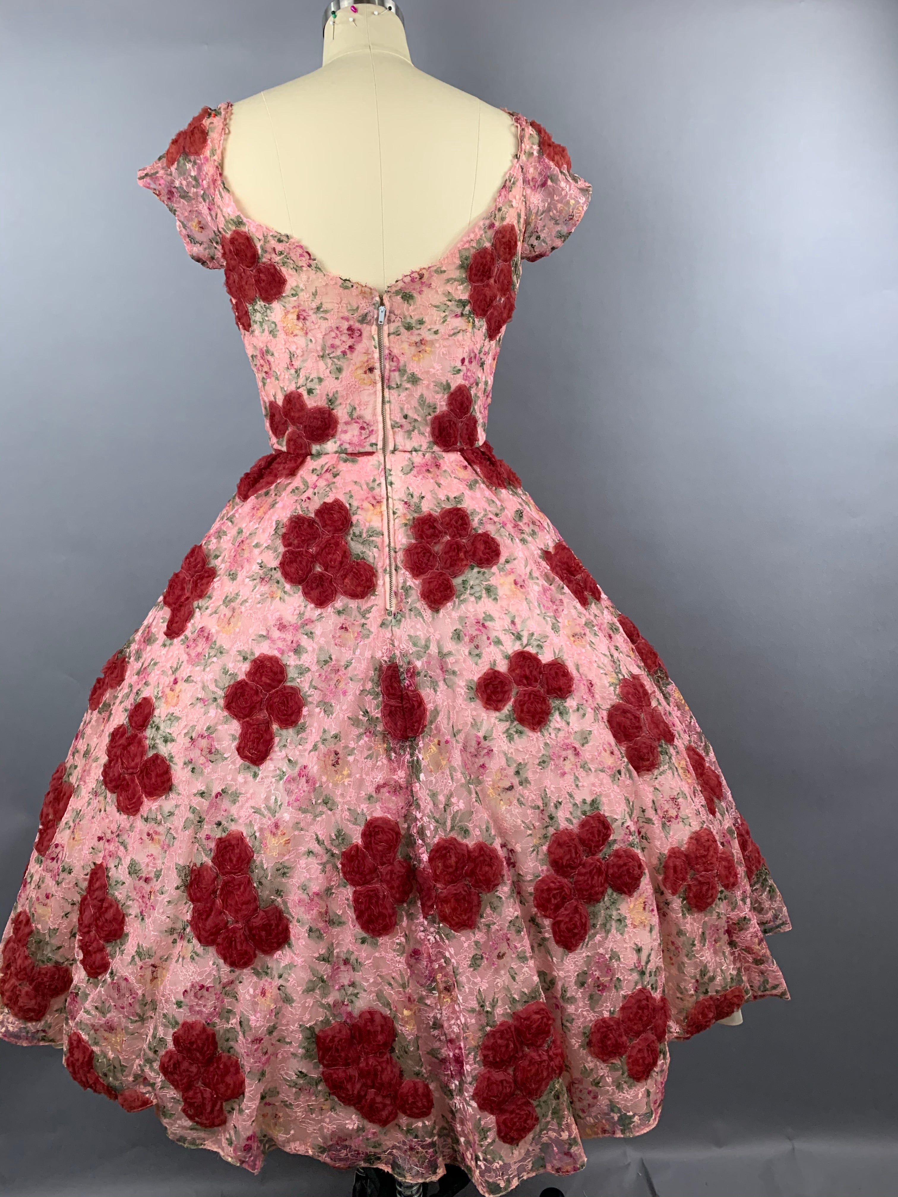 1950s Sylvia Rutkins 3D Red Roses Lace Party Dress Size S