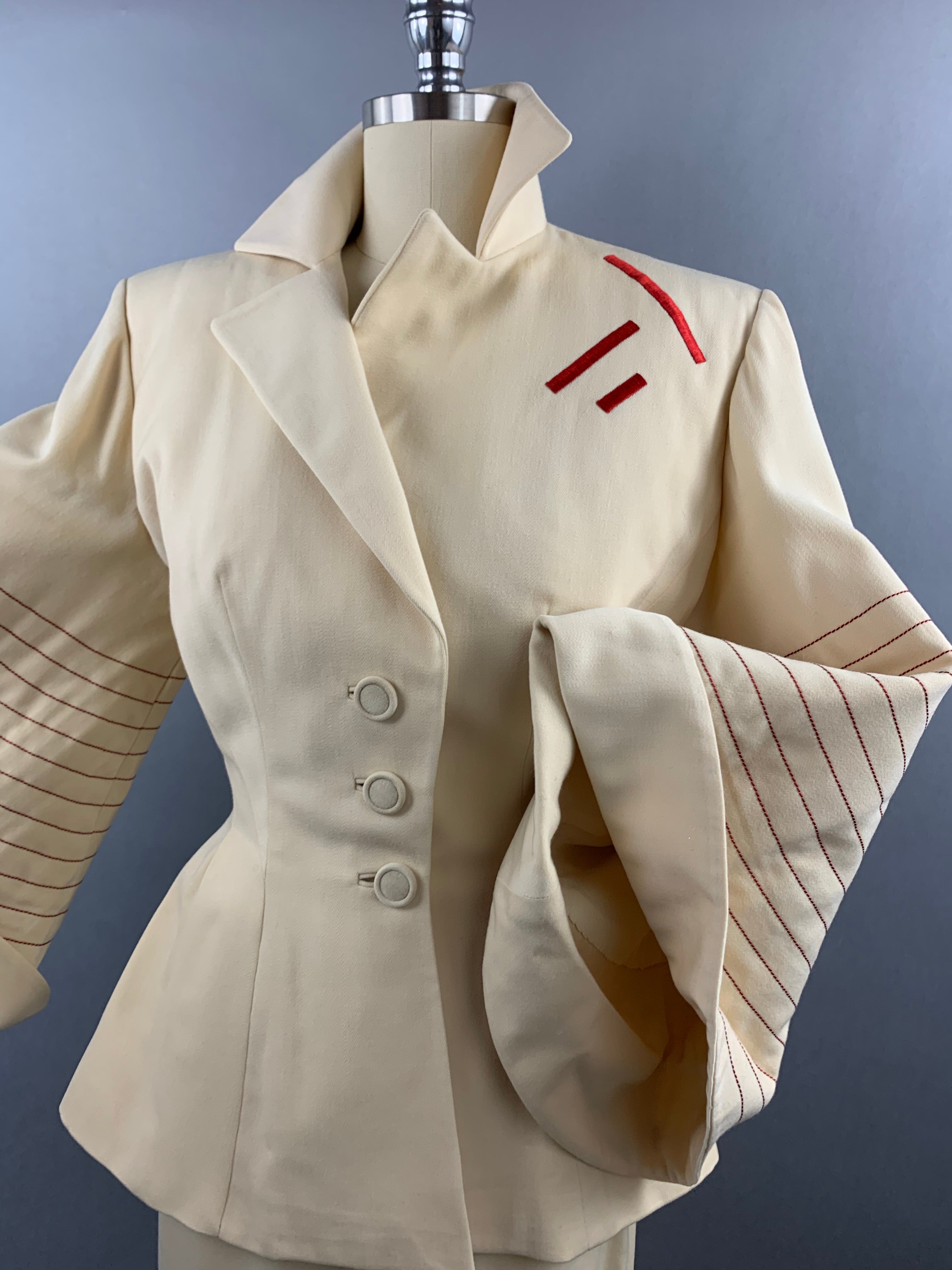 1950s Lilli Ann Cream Skirt Suit Size XS