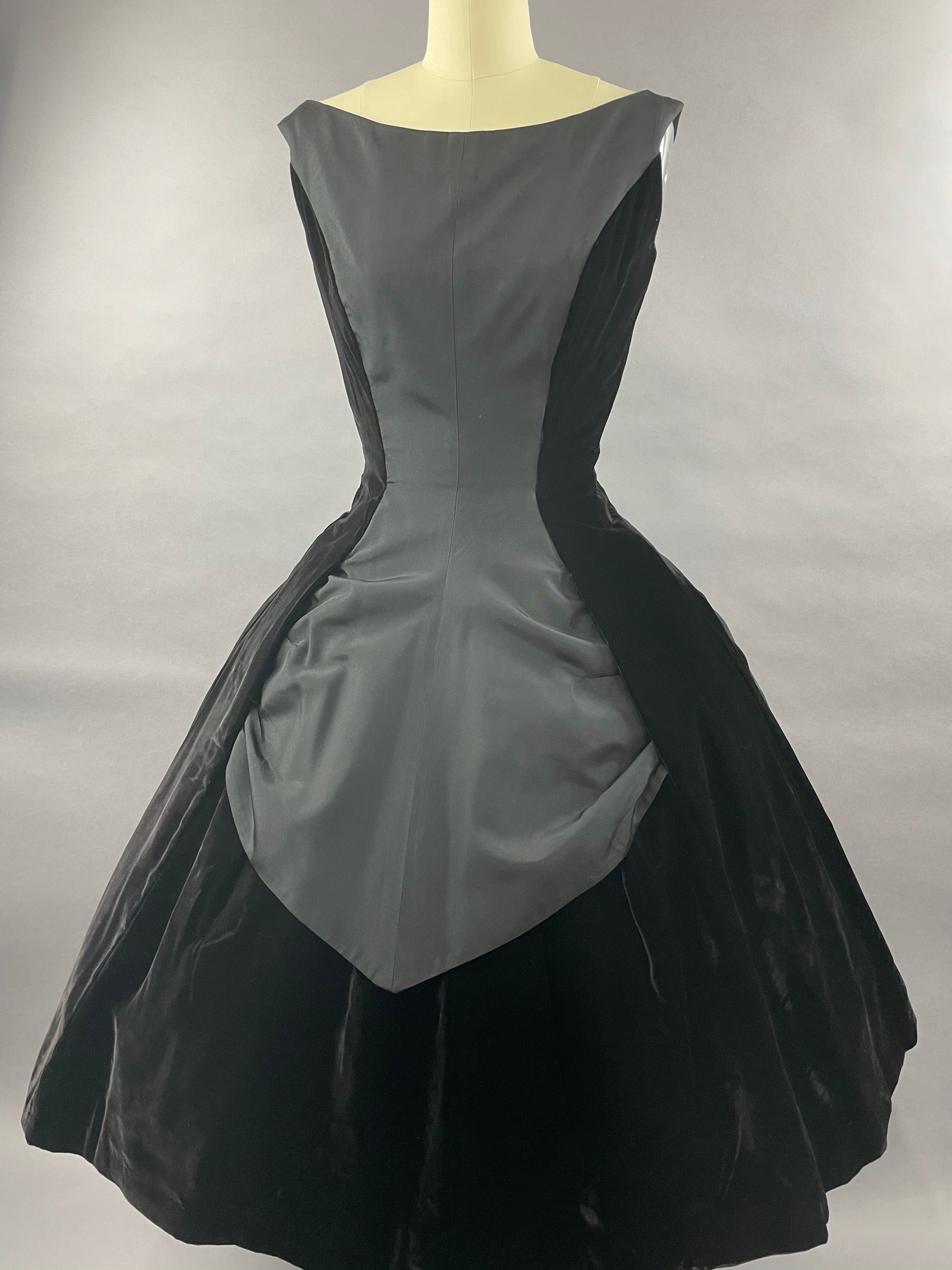 1950s Velvet Suzy Perette Party Dress Size S