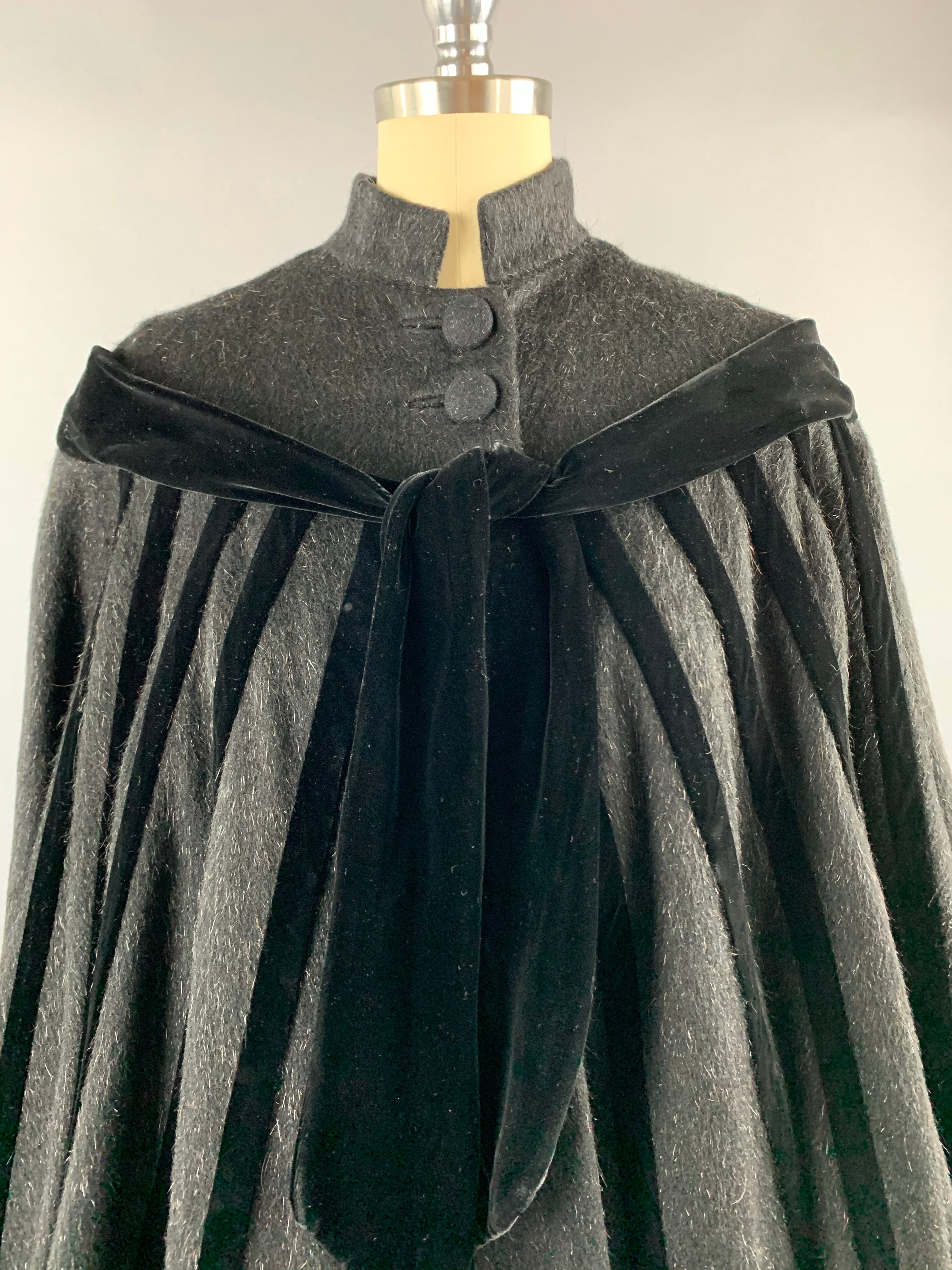 1950s Black Eyelash Wool and Velvet Lilli Ann Swing Coat Size M Size L Size XL