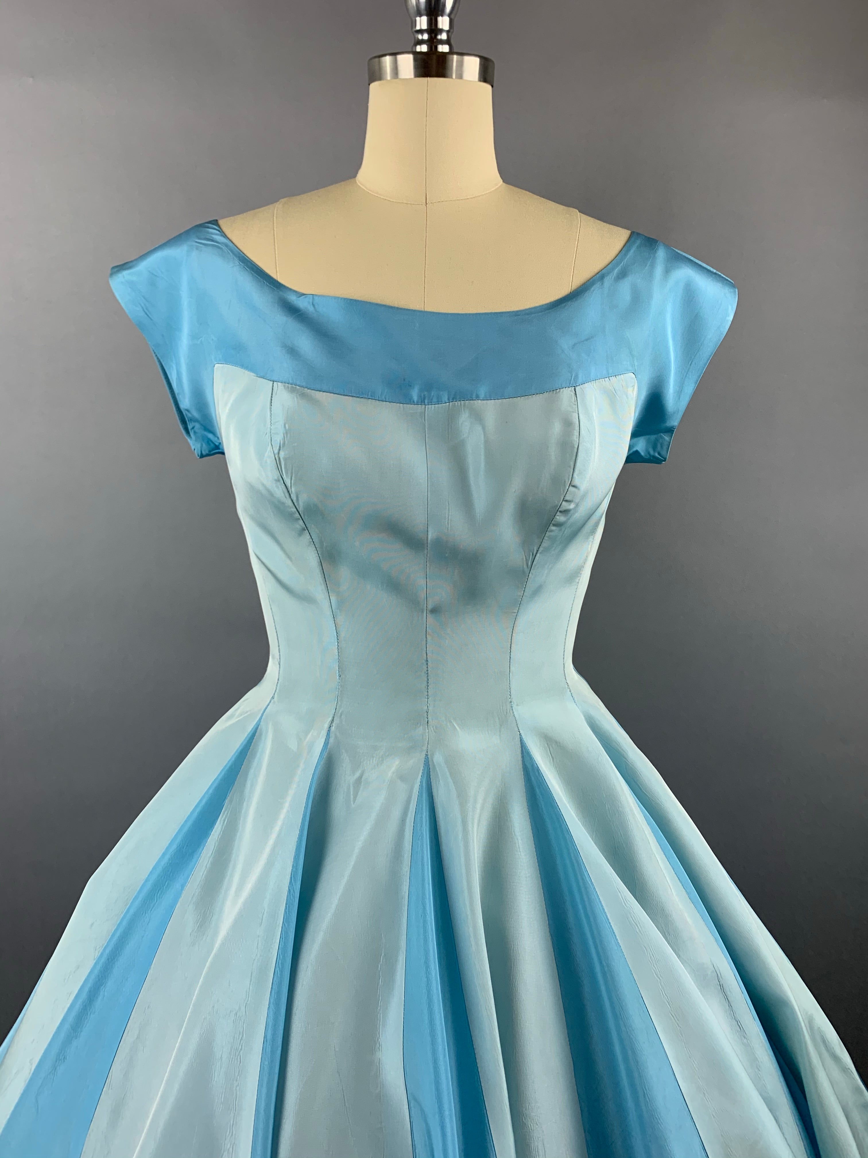 1950s Two Shades of Blue Full Skirt Party Dress Size M