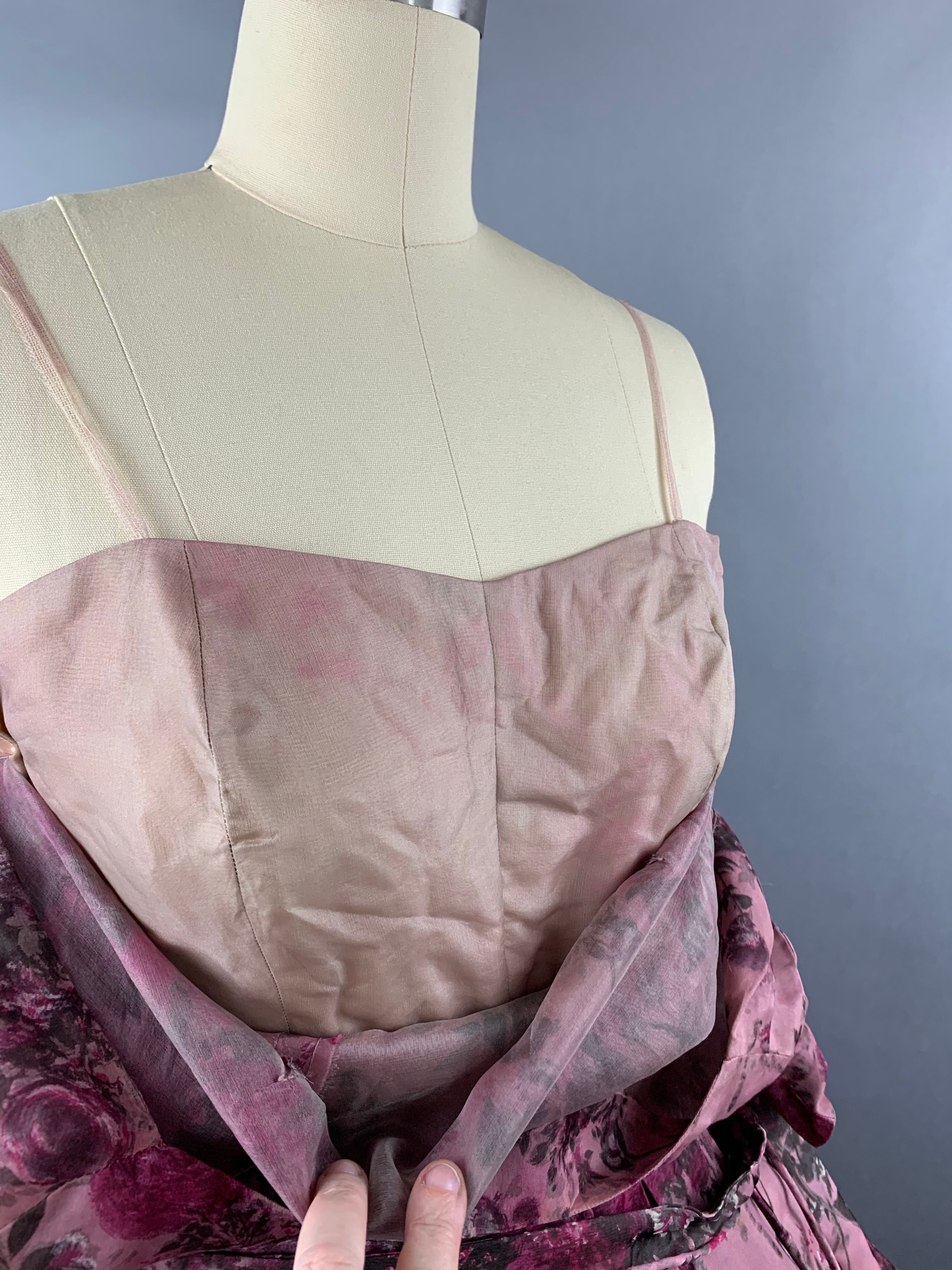 1950s Pink Roses Silk dress by Talmack John Moore New York Size M