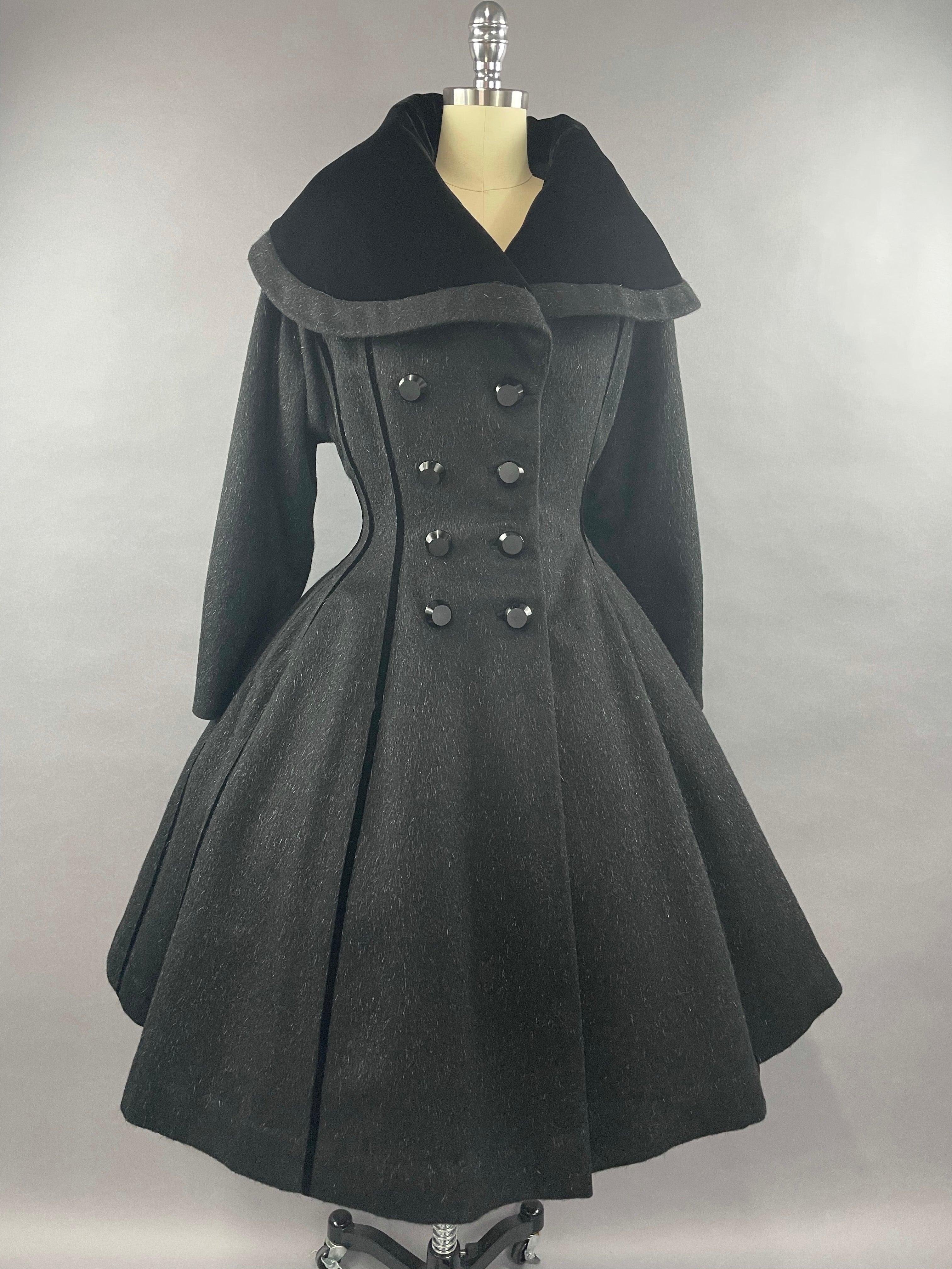 1950s Dark Grey Wool Mohair Blend & Velvet Lilli Ann Princess Coat Size M