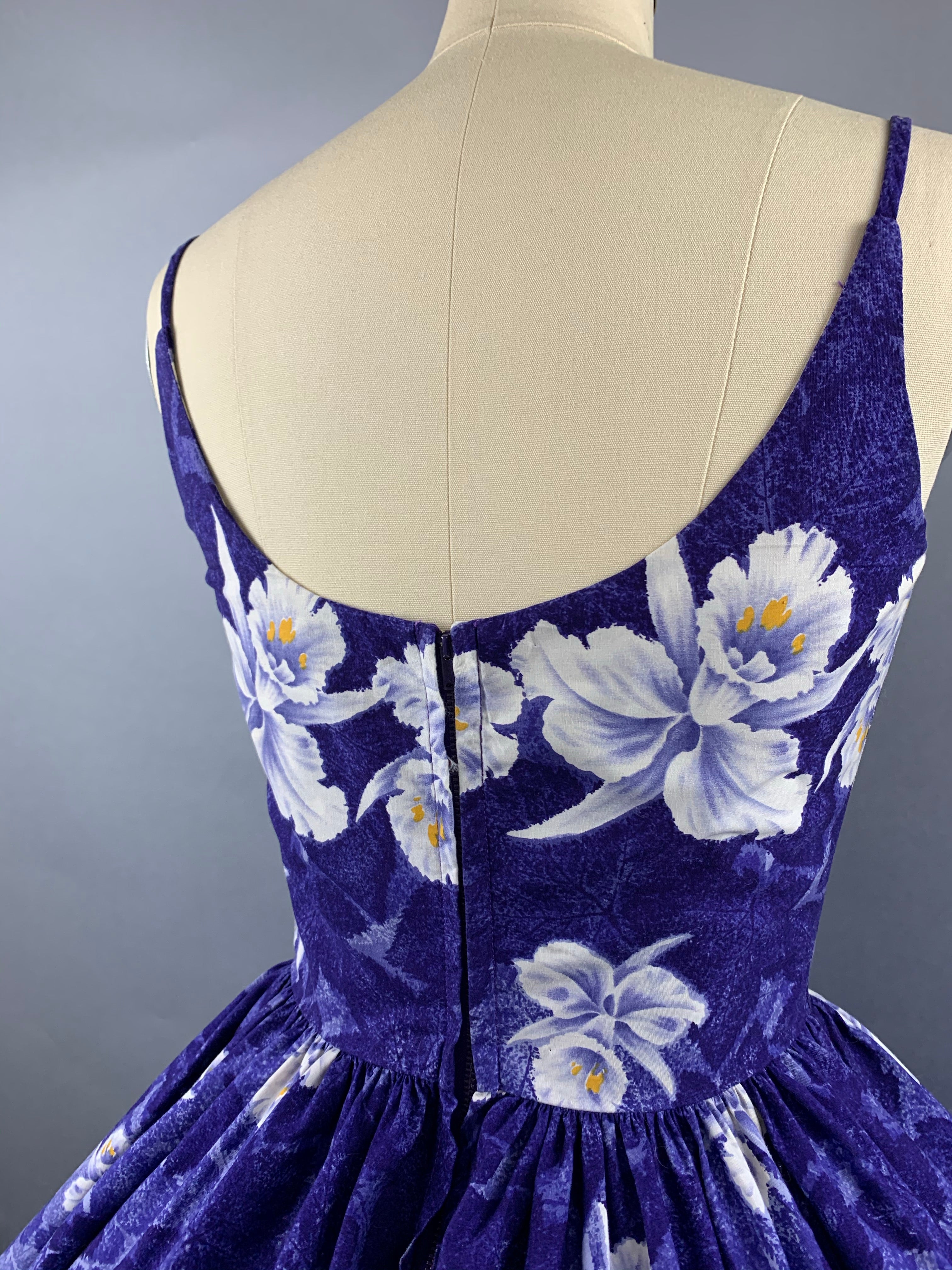 1950s Kamehameha Blue-Purple Orchid Cotton Hawaiian Dress Size M