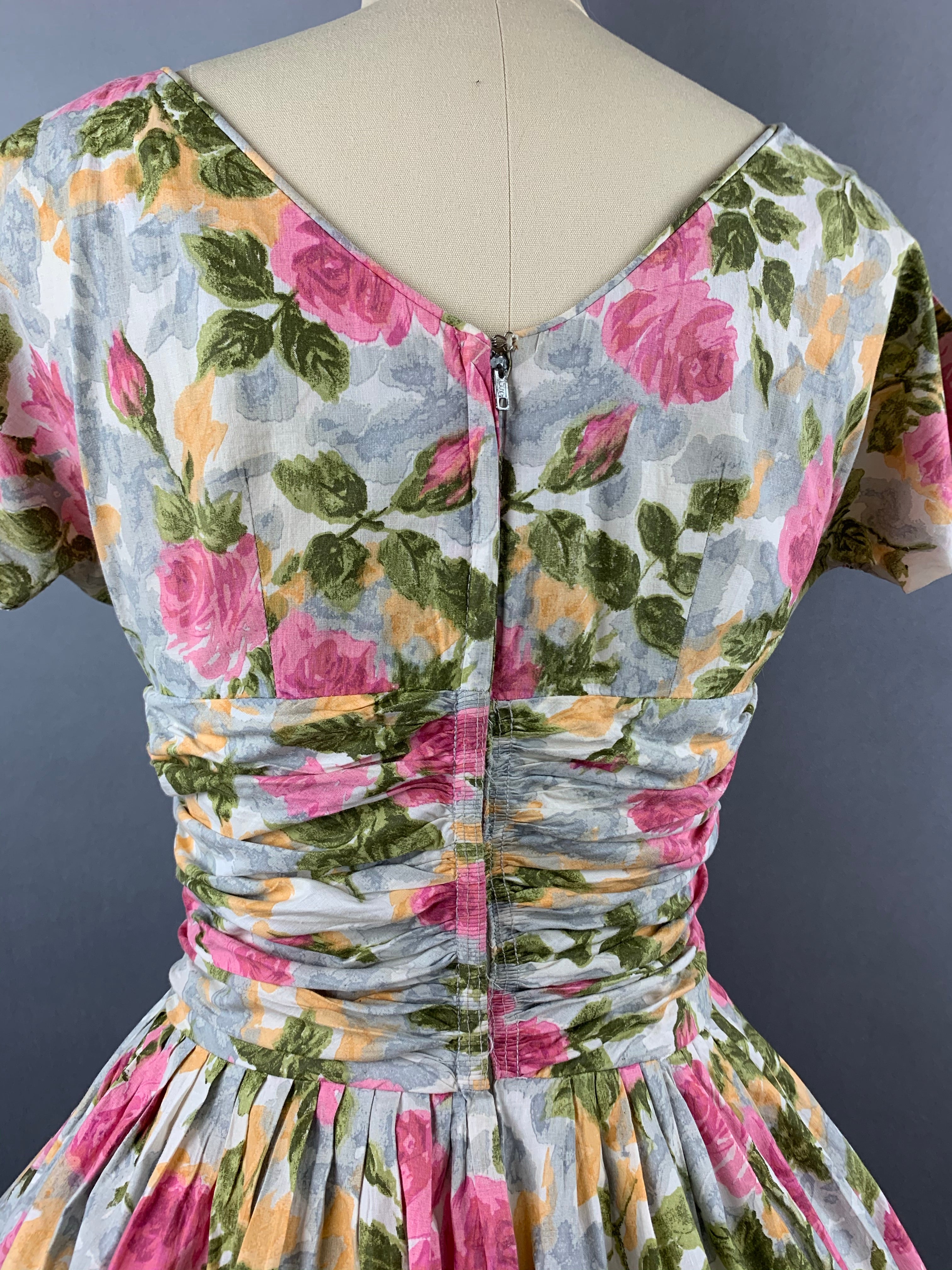 1950s Pink Roses Cotton Floral Dress Size M