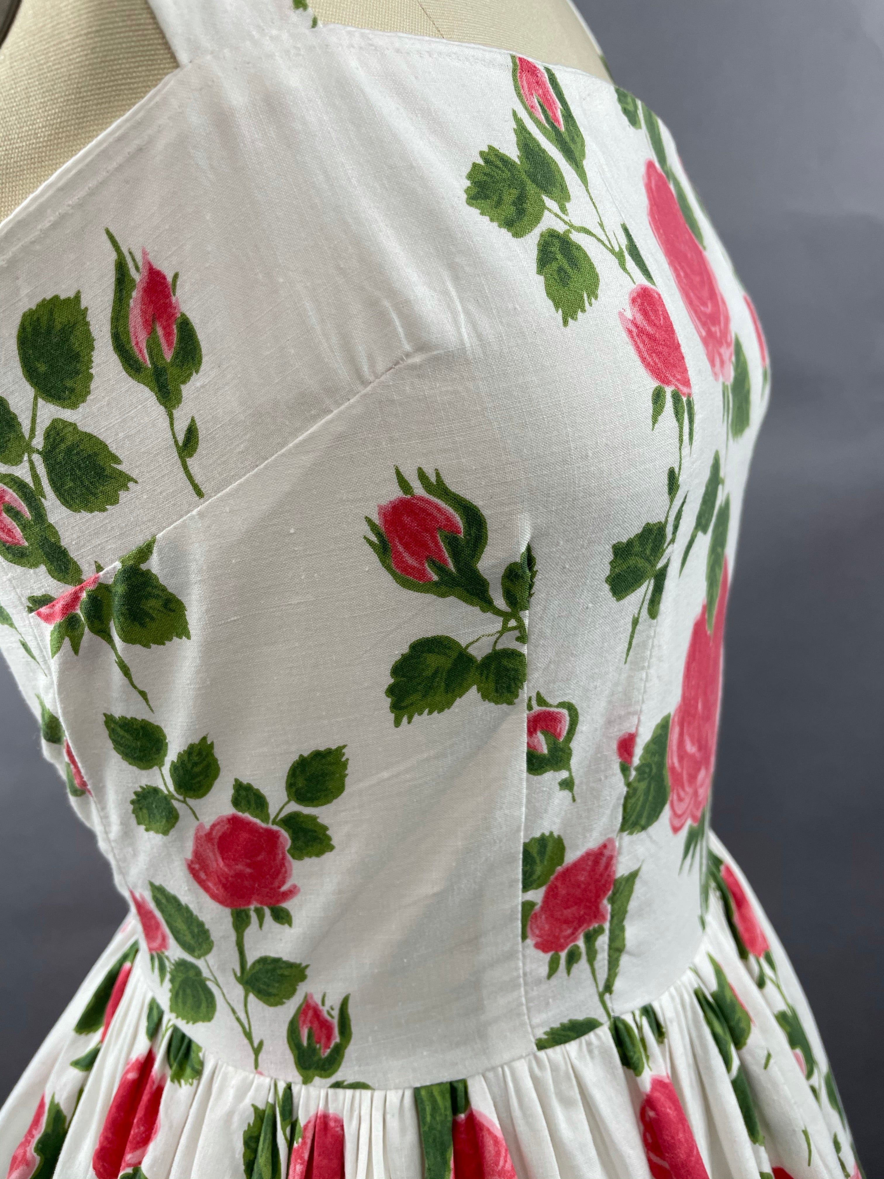 1950s Long Stemmed Rose Print Cotton Sundress Size S