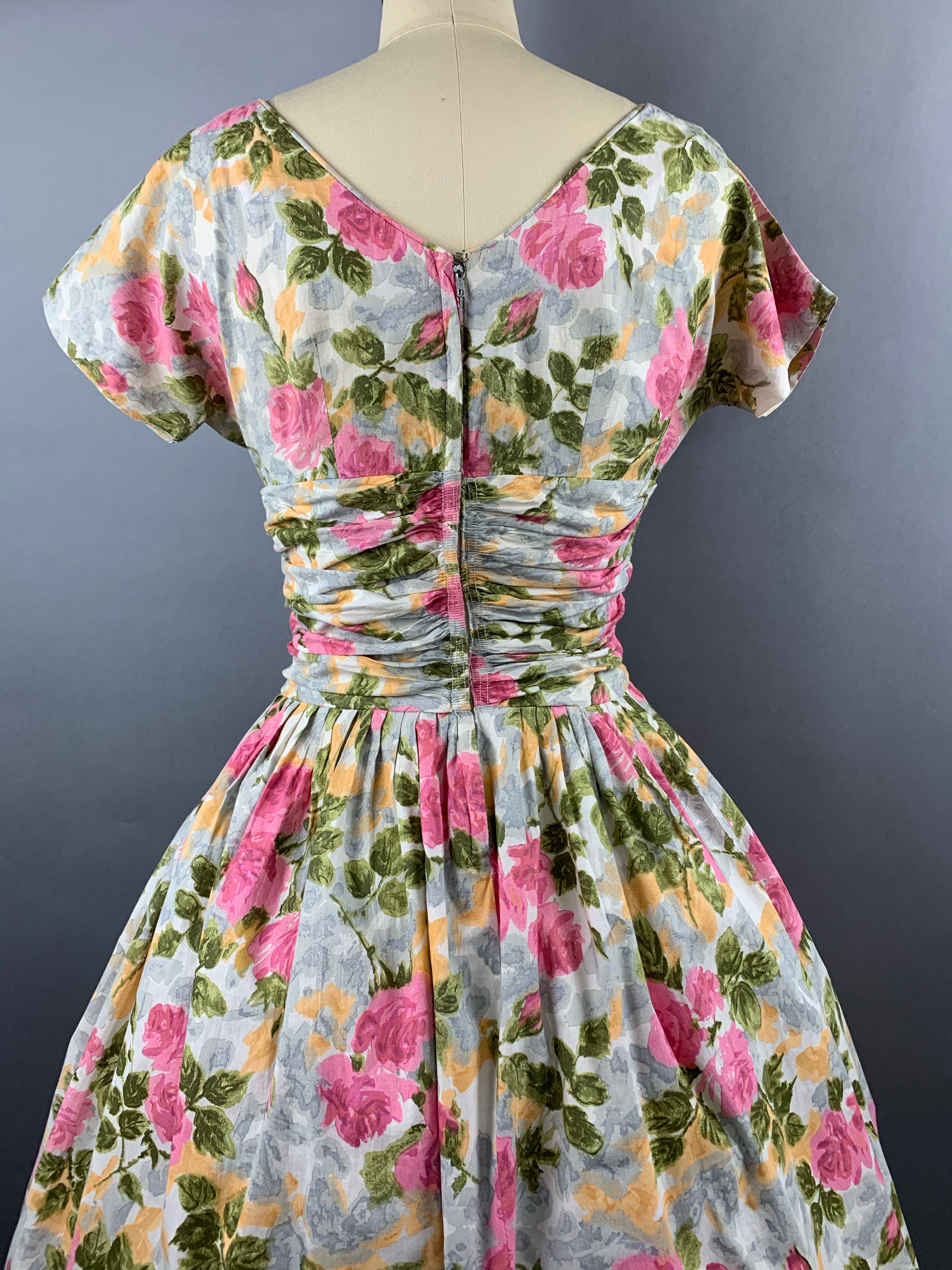 1950s Pink Roses Cotton Floral Dress Size M