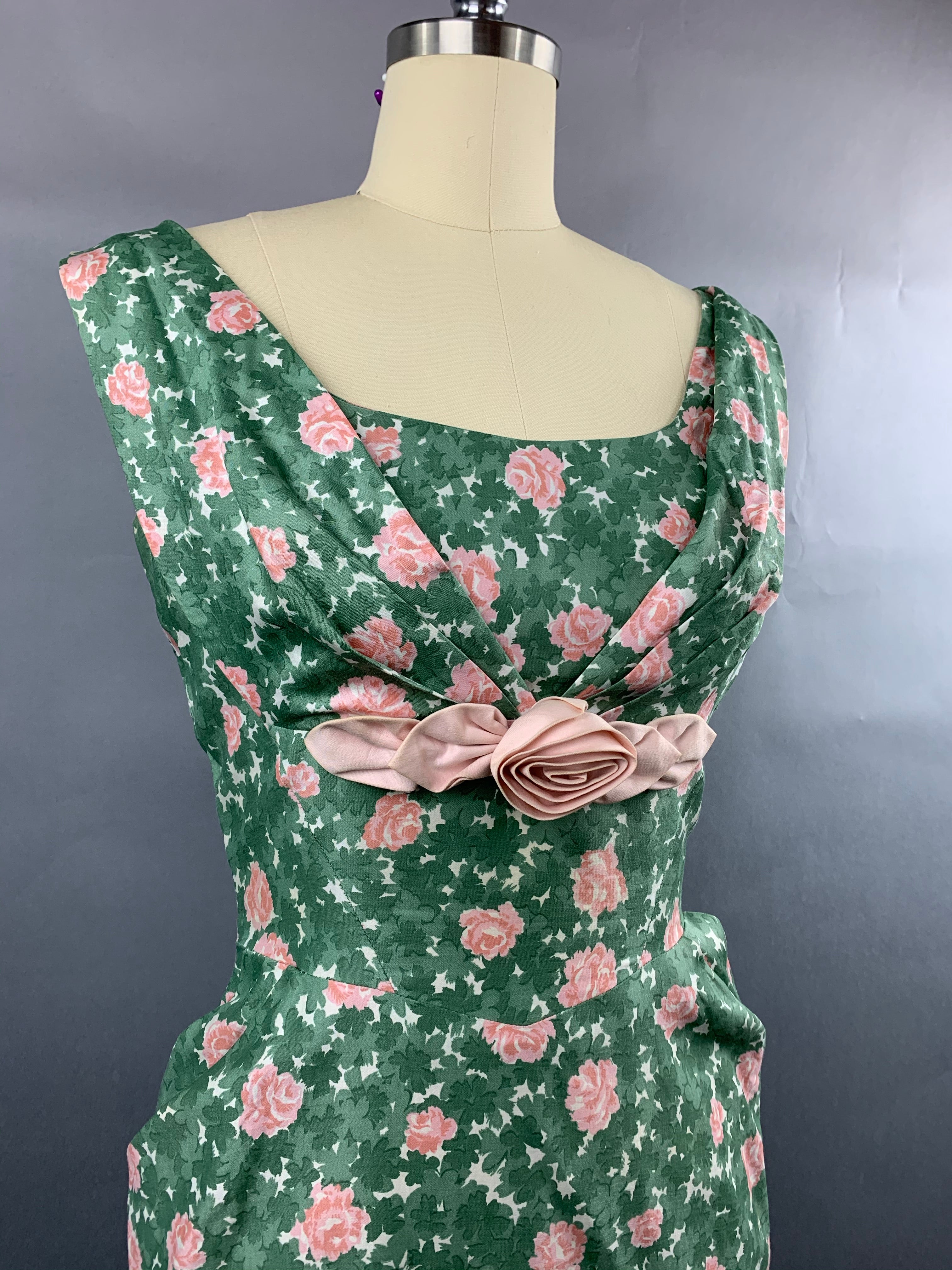 1950s Jeanette Alexander Green Cotton with Pink Roses Dress Size S