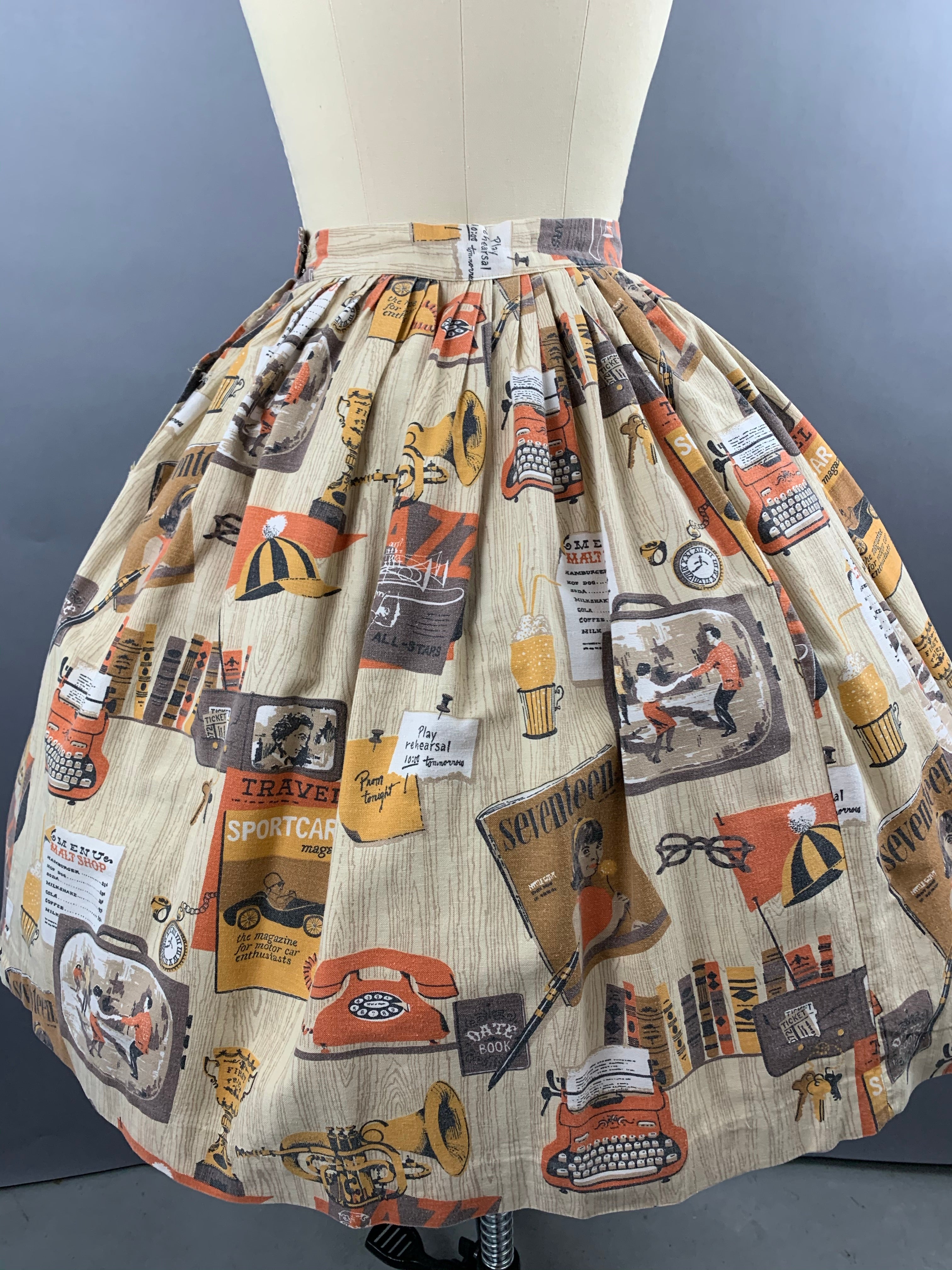 1960s Malt Shop Novelty Print Skirt Size S