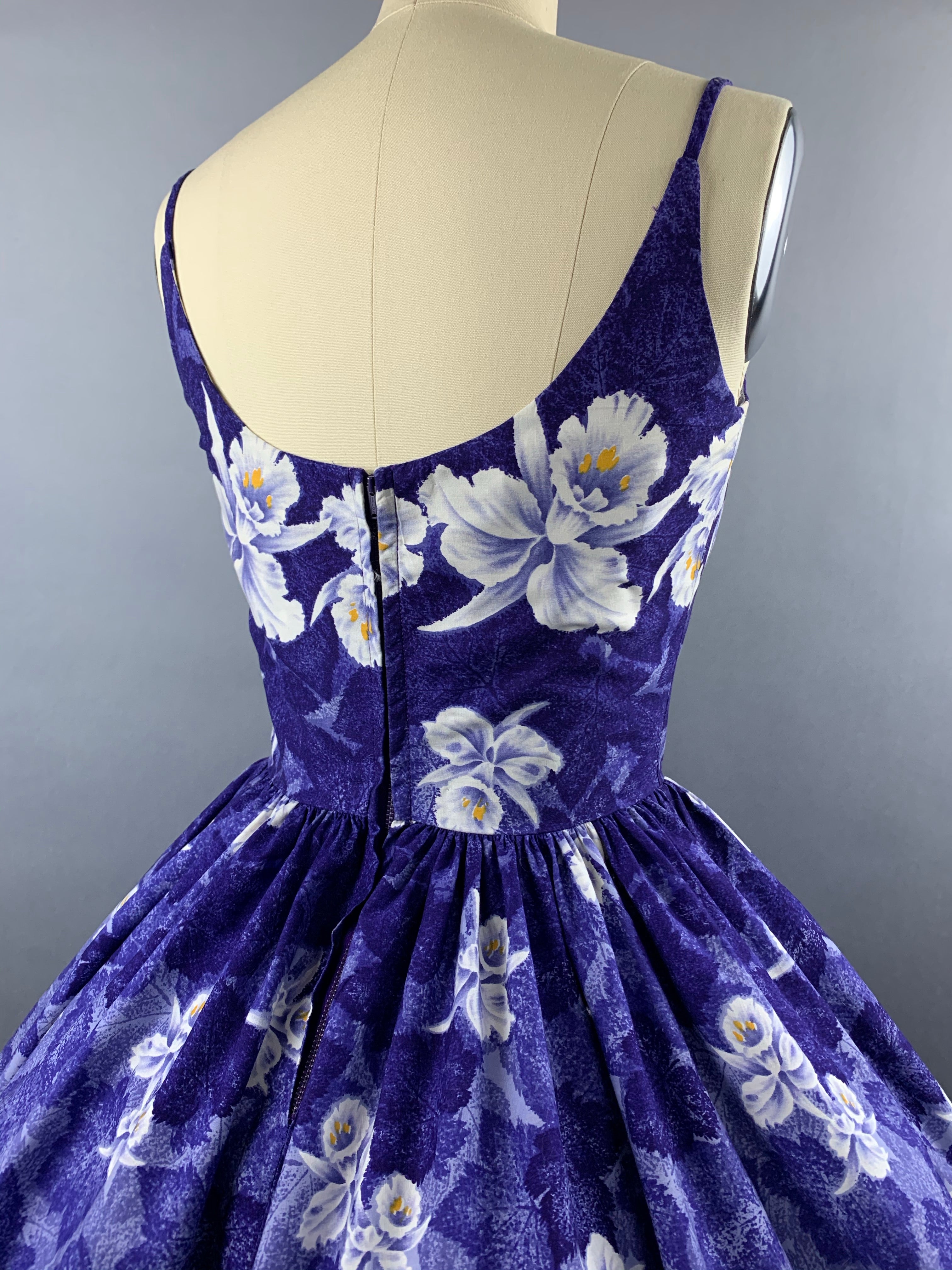 1950s Kamehameha Blue-Purple Orchid Cotton Hawaiian Dress Size M